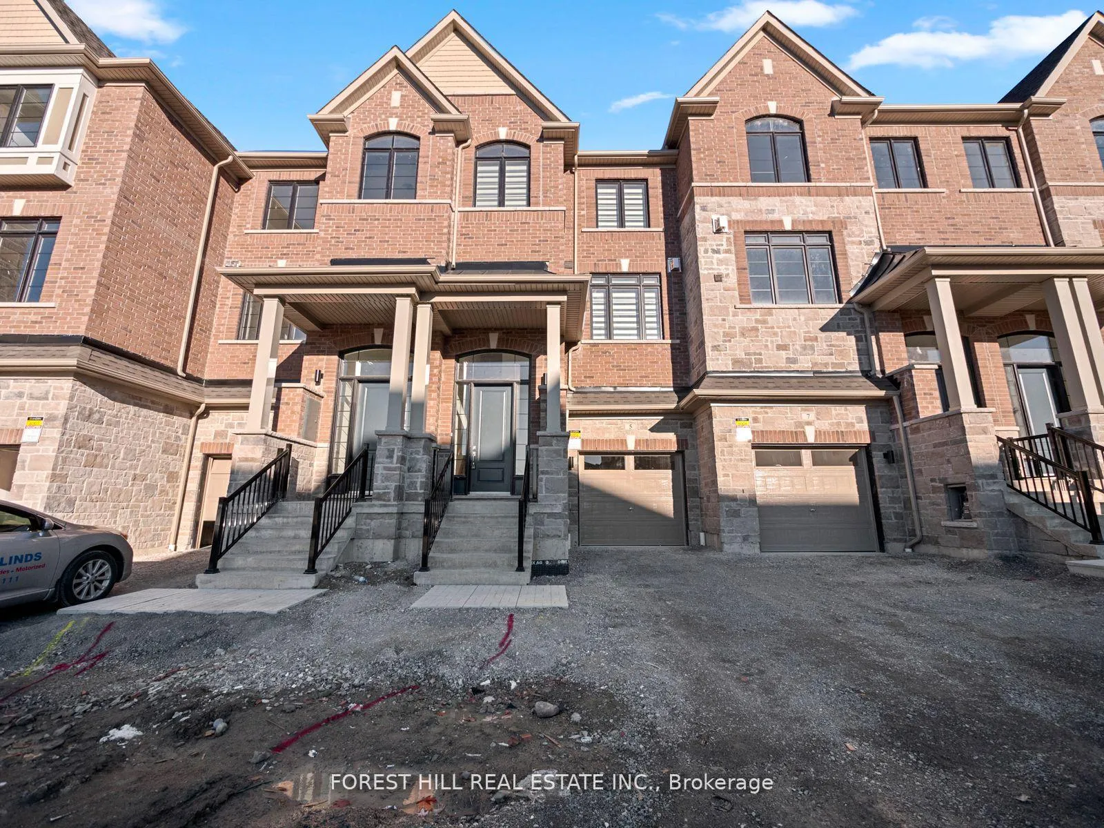 Photo 1 of 5 Elkington Crescent, Whitby, Rural Whitby — HOMEH