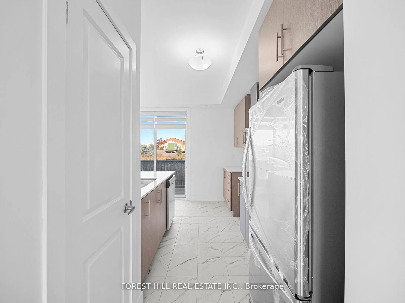 Photo 15 of 5 Elkington Crescent, Whitby, Rural Whitby — HOMEH