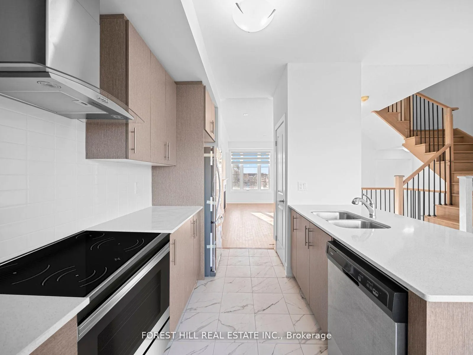 Photo 17 of 5 Elkington Crescent, Whitby, Rural Whitby — HOMEH
