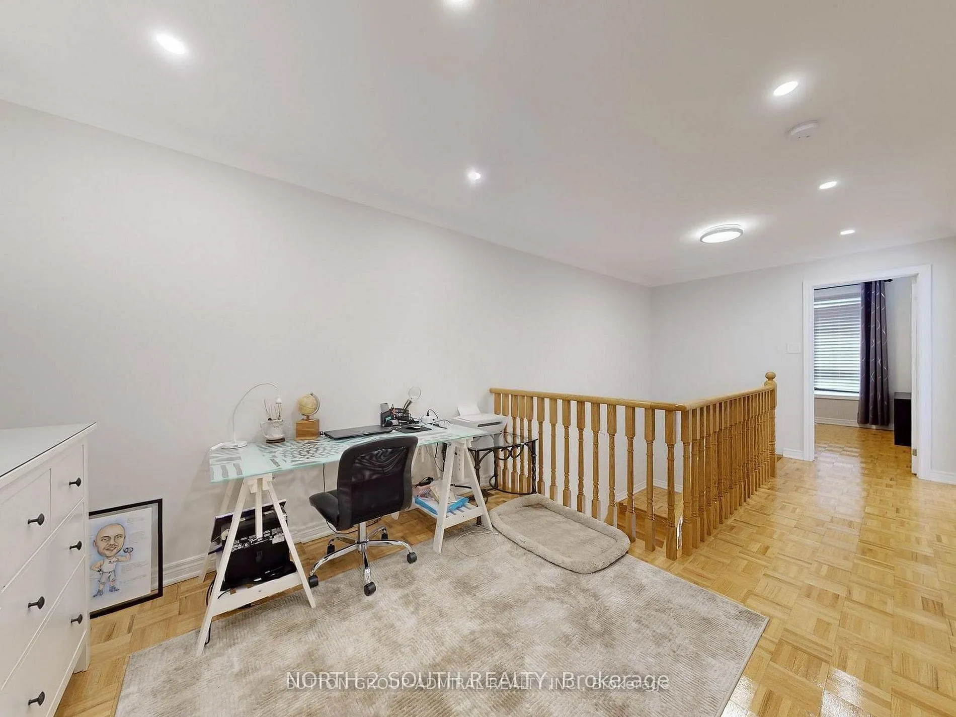 Photo 15 of 212 Lauderdale Drive, Vaughan, Patterson — HOMEH