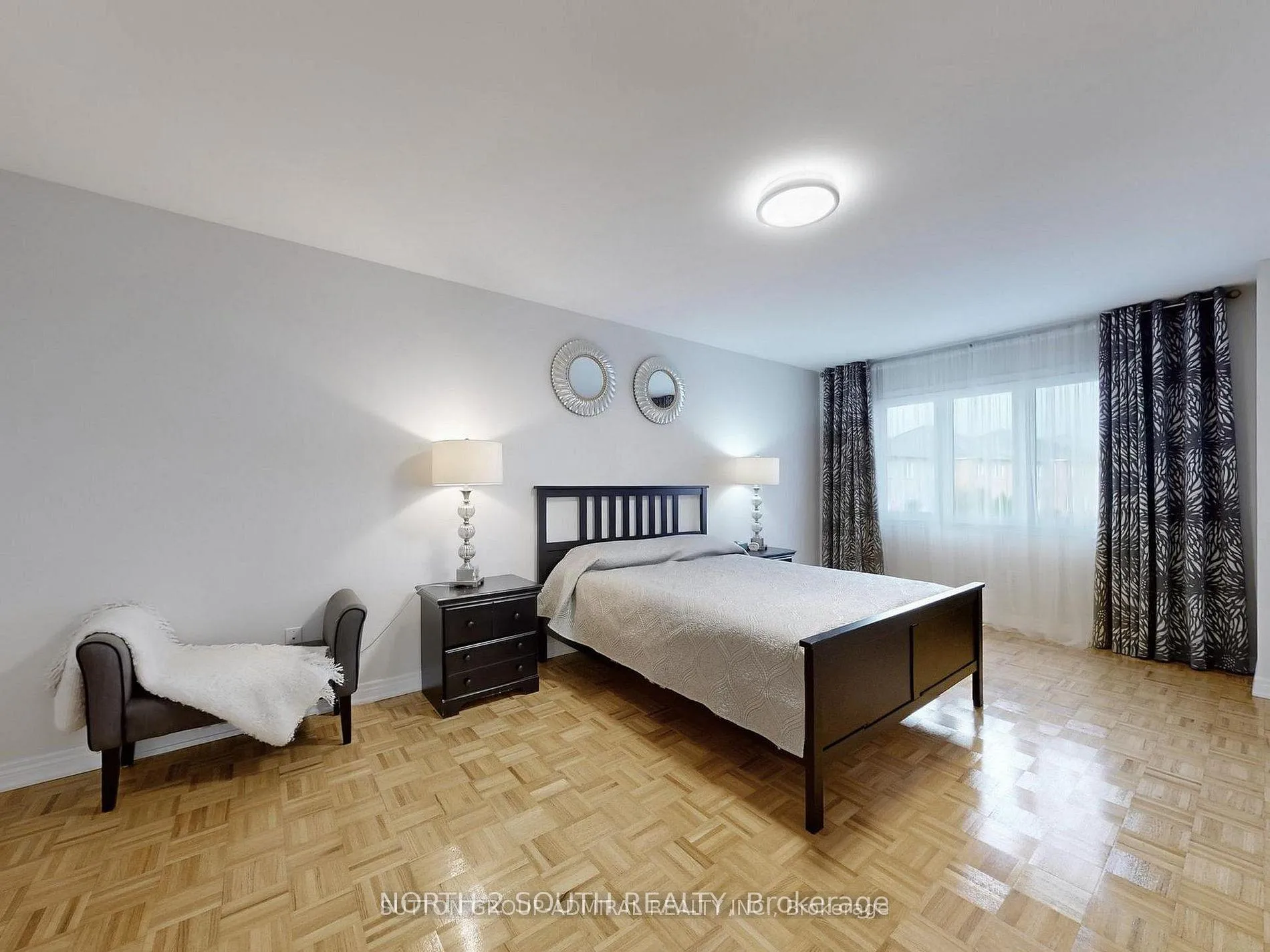 Photo 16 of 212 Lauderdale Drive, Vaughan, Patterson — HOMEH