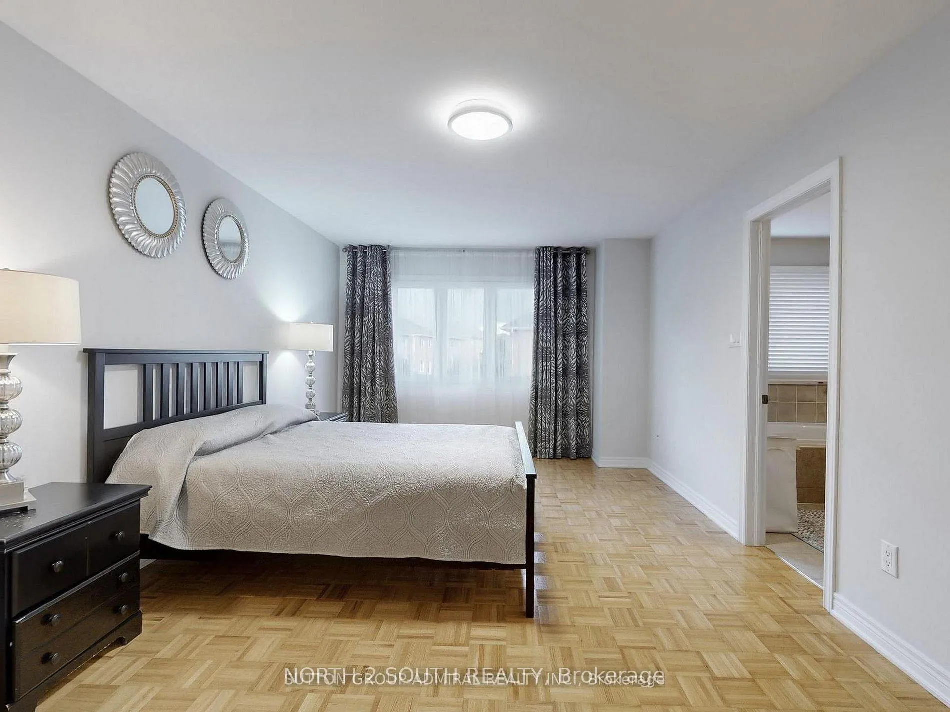 Photo 17 of 212 Lauderdale Drive, Vaughan, Patterson — HOMEH