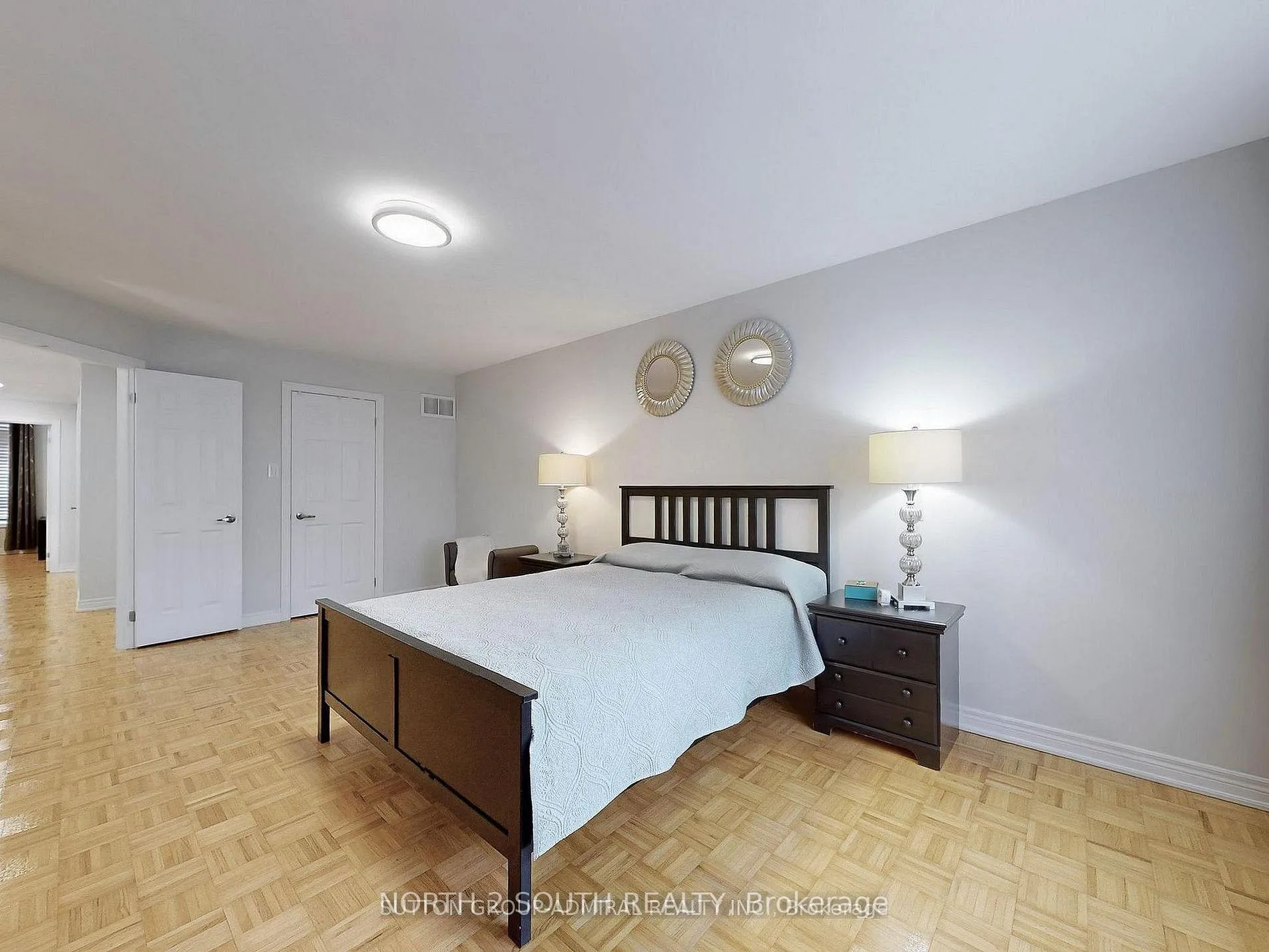 Photo 18 of 212 Lauderdale Drive, Vaughan, Patterson — HOMEH