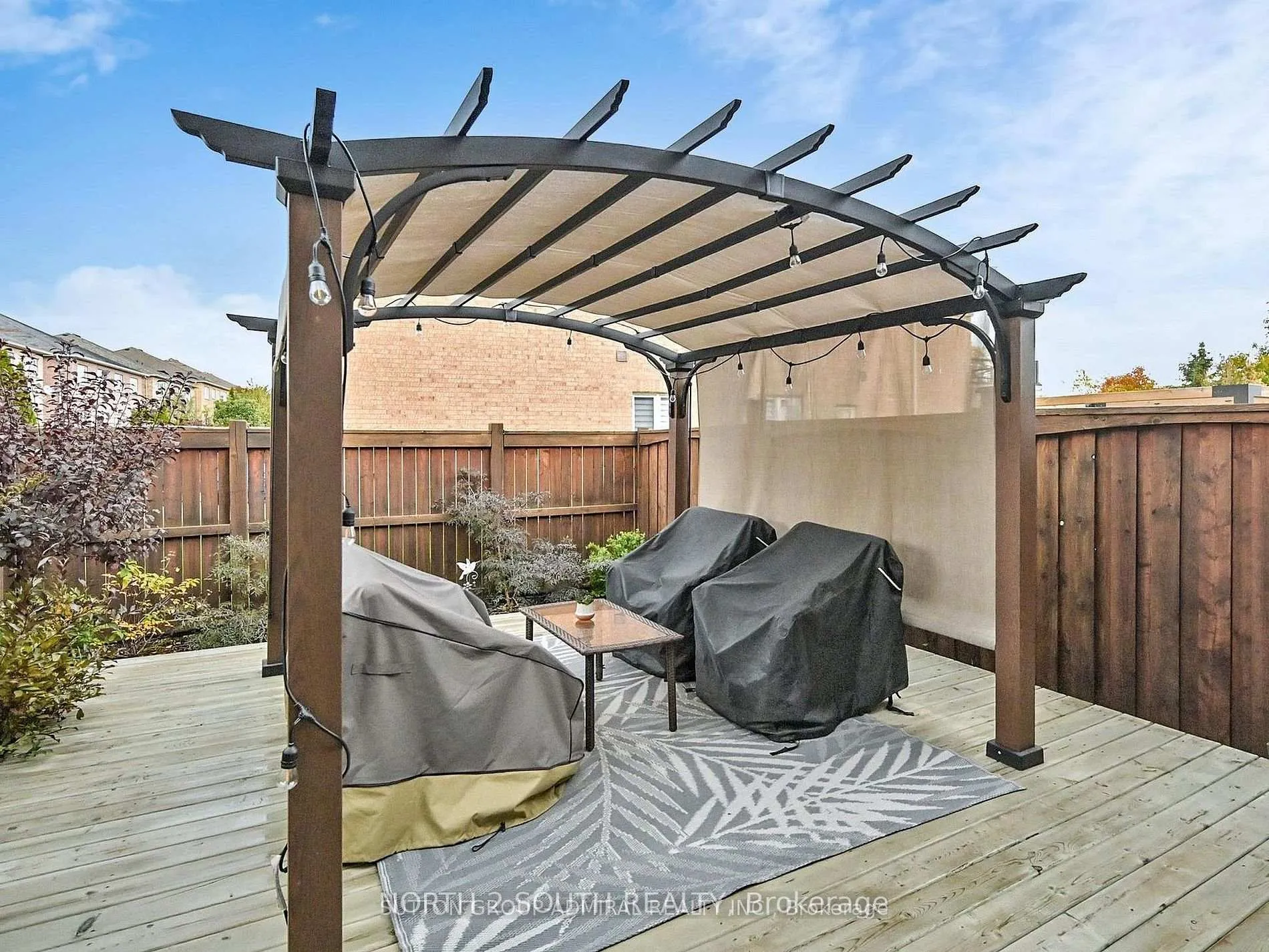 Photo 26 of 212 Lauderdale Drive, Vaughan, Patterson — HOMEH