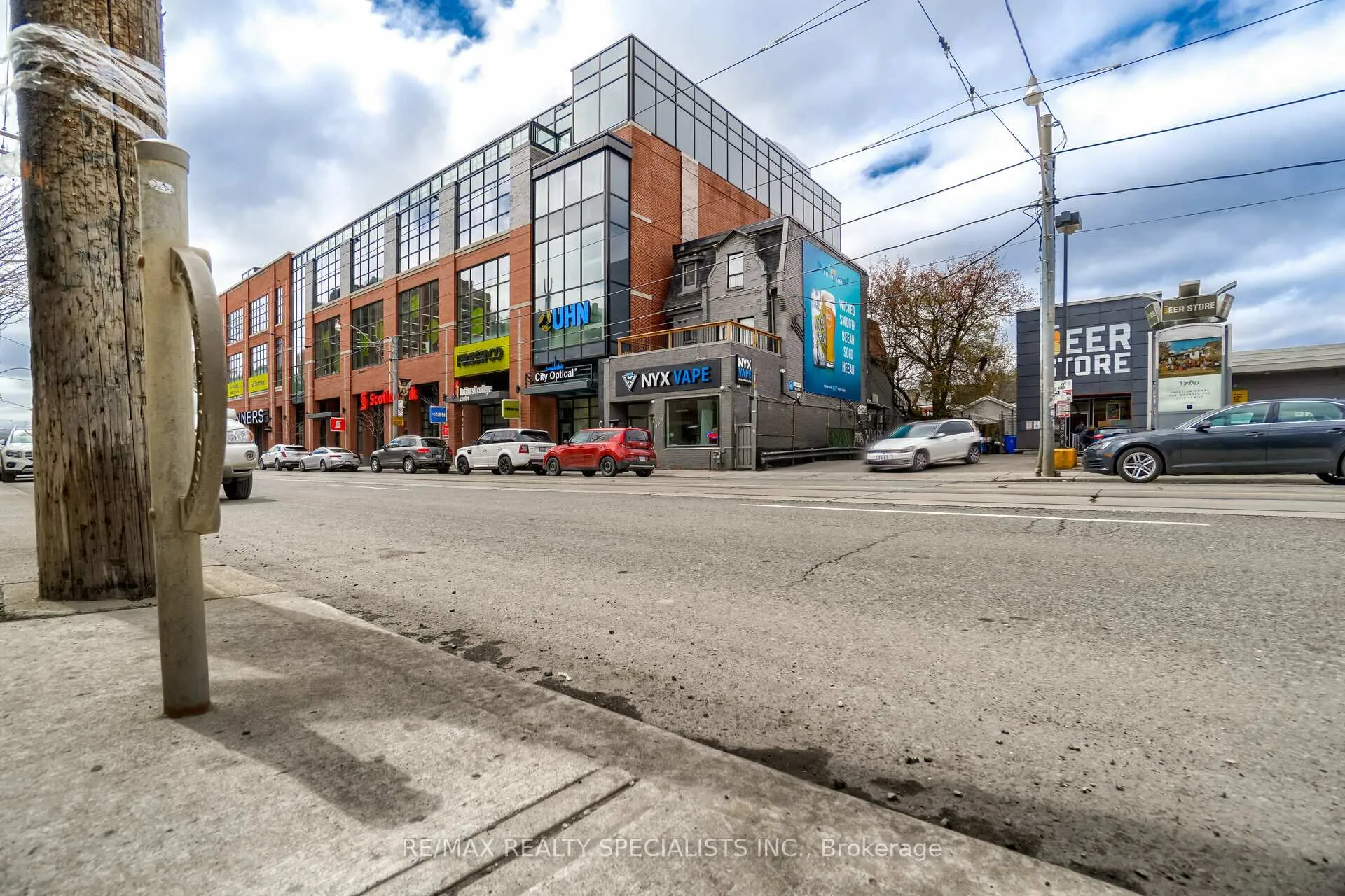Photo 41 of Unit 3, 450 Bathurst Street, Toronto, Trinity-Bellwoods — HOMEH