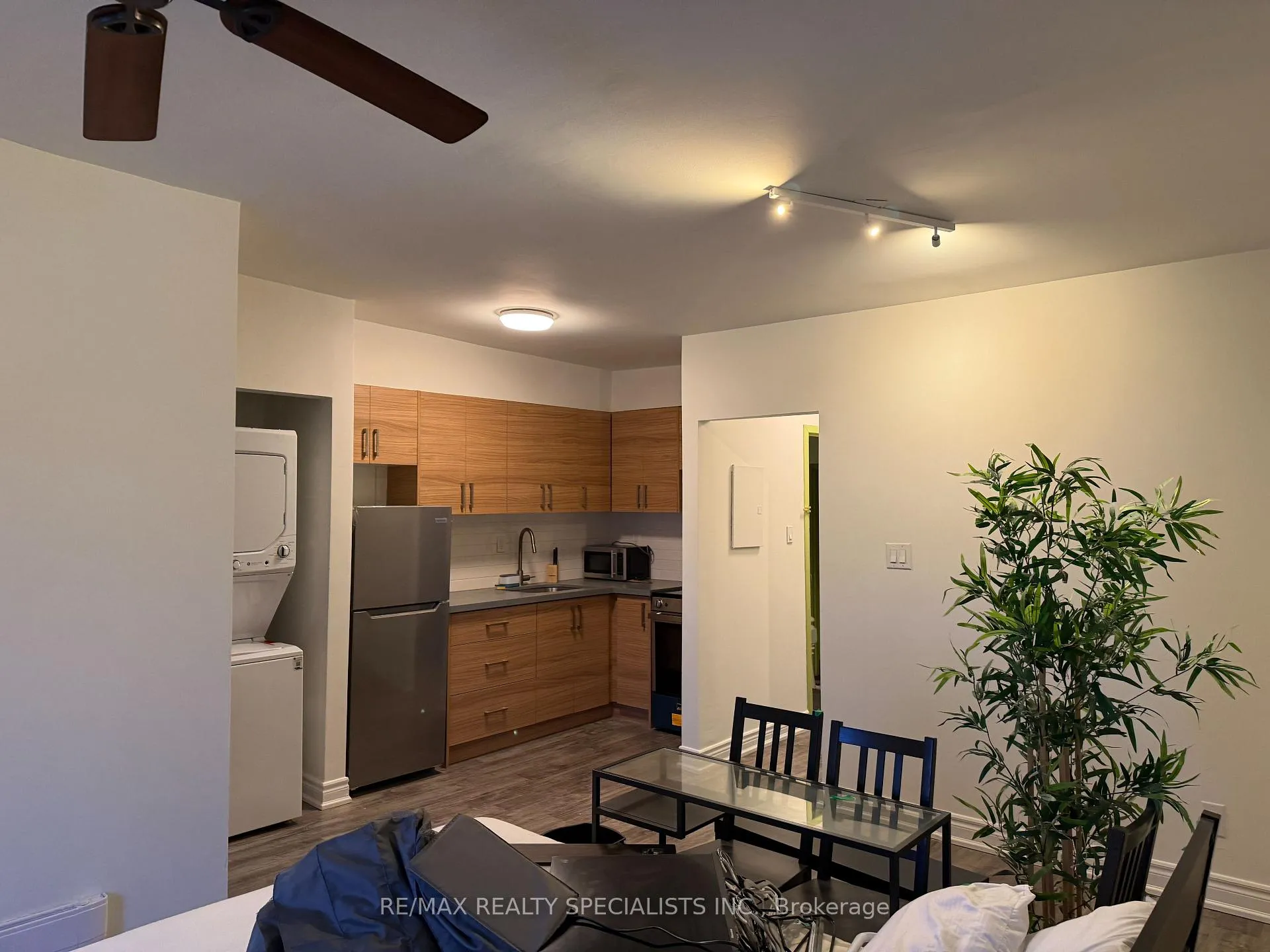Photo 51 of Unit 3, 450 Bathurst Street, Toronto, Trinity-Bellwoods — HOMEH