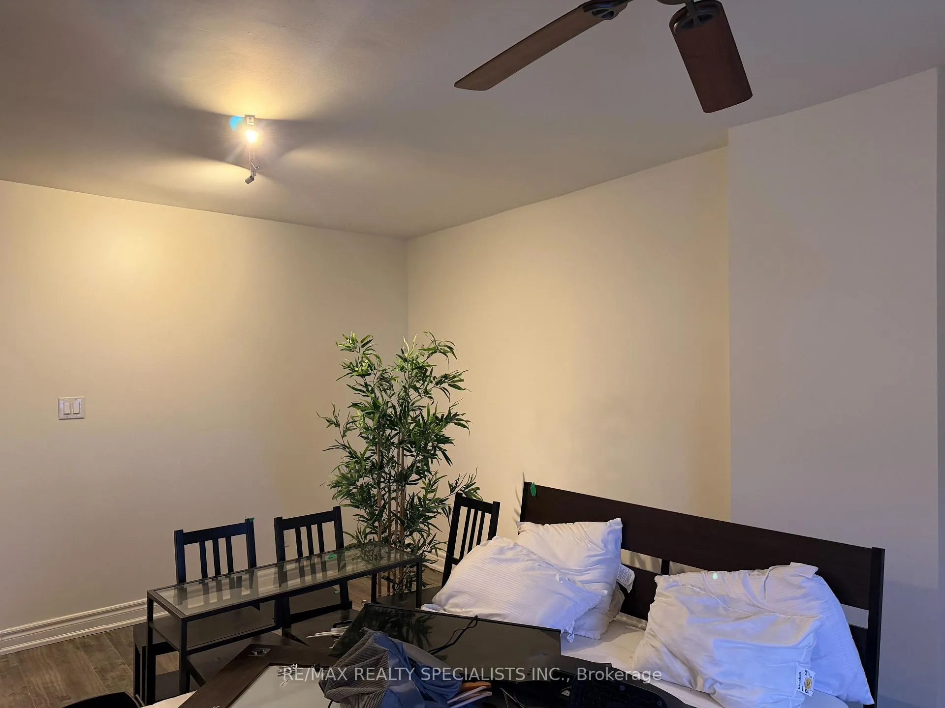 Photo 57 of Unit 3, 450 Bathurst Street, Toronto, Trinity-Bellwoods — HOMEH