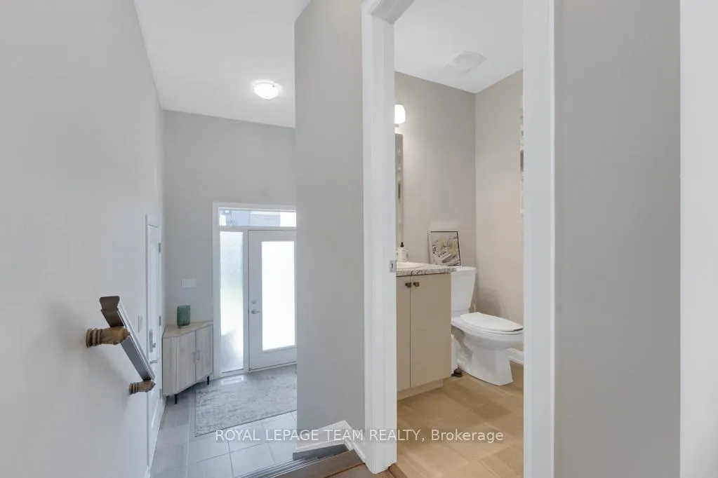Photo 3 of 2030 Caltra Crescent, Ottawa, Barrhaven - Half Moon Bay — HOMEH