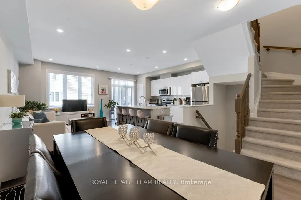Photo 7 of 2030 Caltra Crescent, Ottawa, Barrhaven - Half Moon Bay — HOMEH