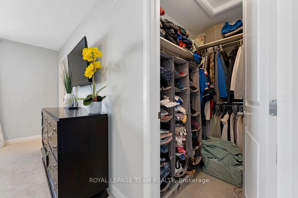 Photo 17 of 2030 Caltra Crescent, Ottawa, Barrhaven - Half Moon Bay — HOMEH