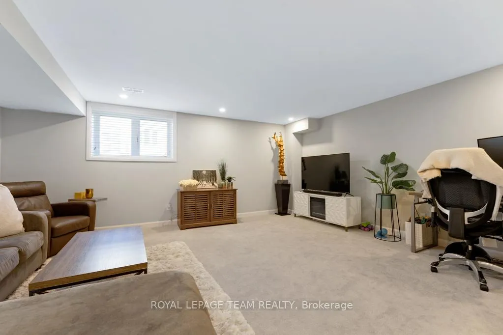 Photo 23 of 2030 Caltra Crescent, Ottawa, Barrhaven - Half Moon Bay — HOMEH