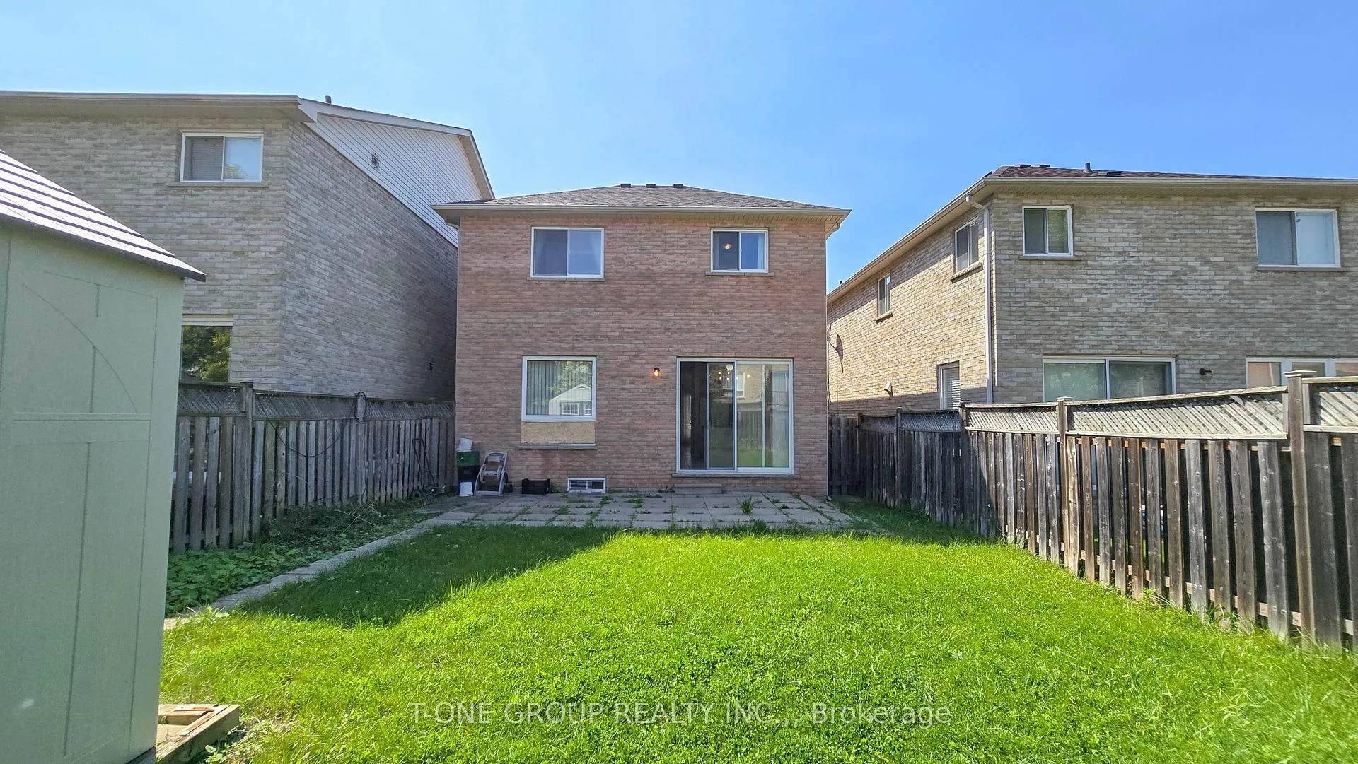 Photo 13 of 17 Kentley Street, Markham, Berczy — HOMEH