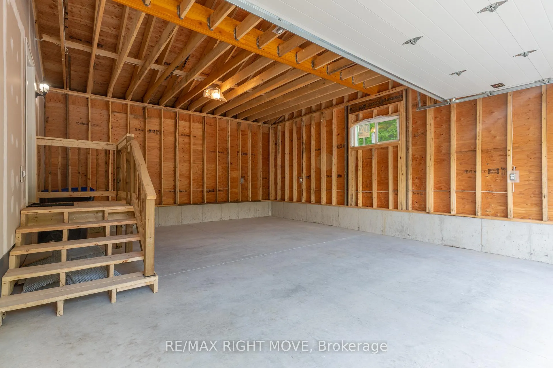Photo 44 of 1 ojibway Court, Tiny, Rural Tiny — HOMEH