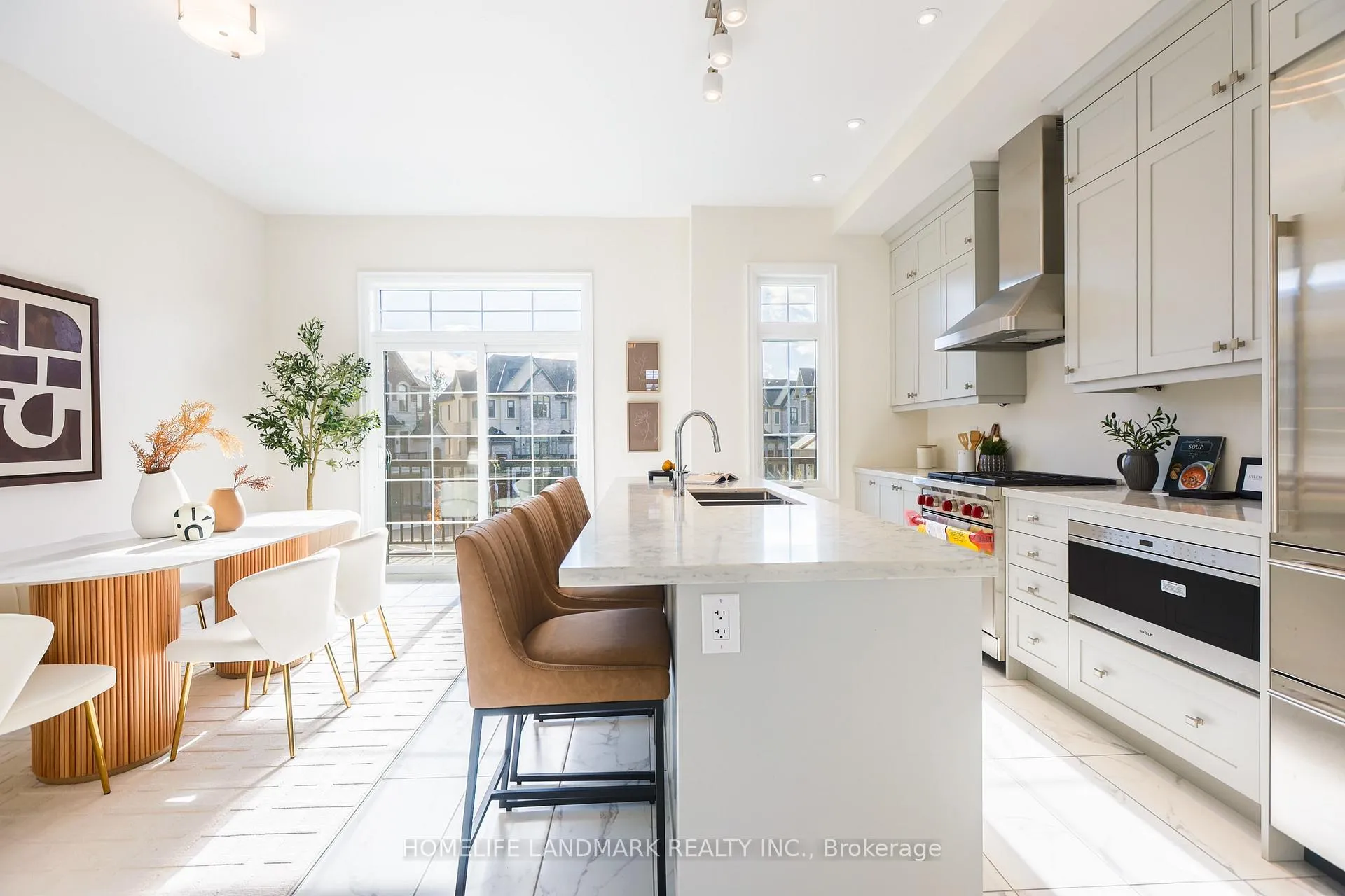 Photo 3 of 4267 Major Mackenzie Drive E, Markham, Angus Glen — HOMEH