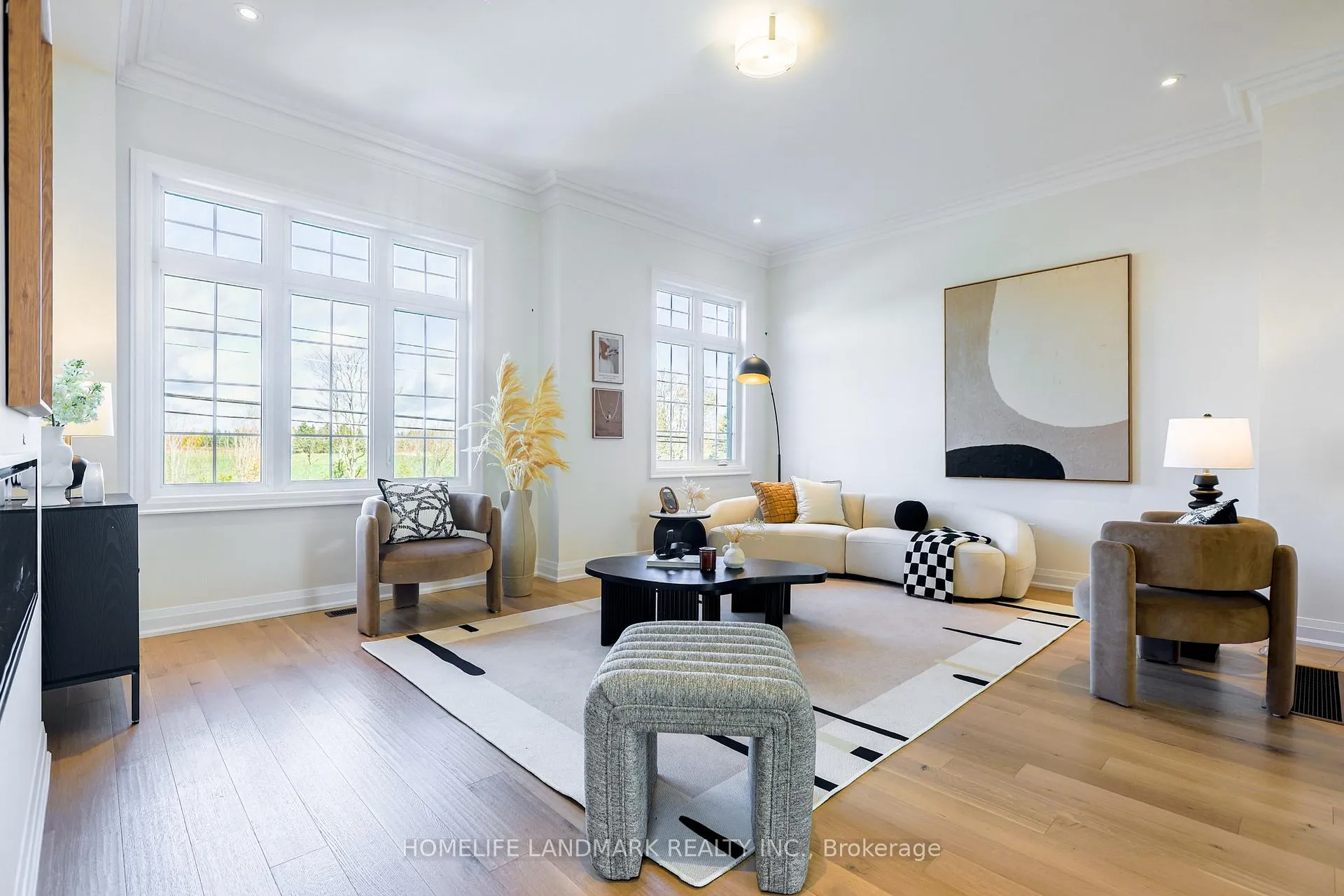 Photo 8 of 4267 Major Mackenzie Drive E, Markham, Angus Glen — HOMEH