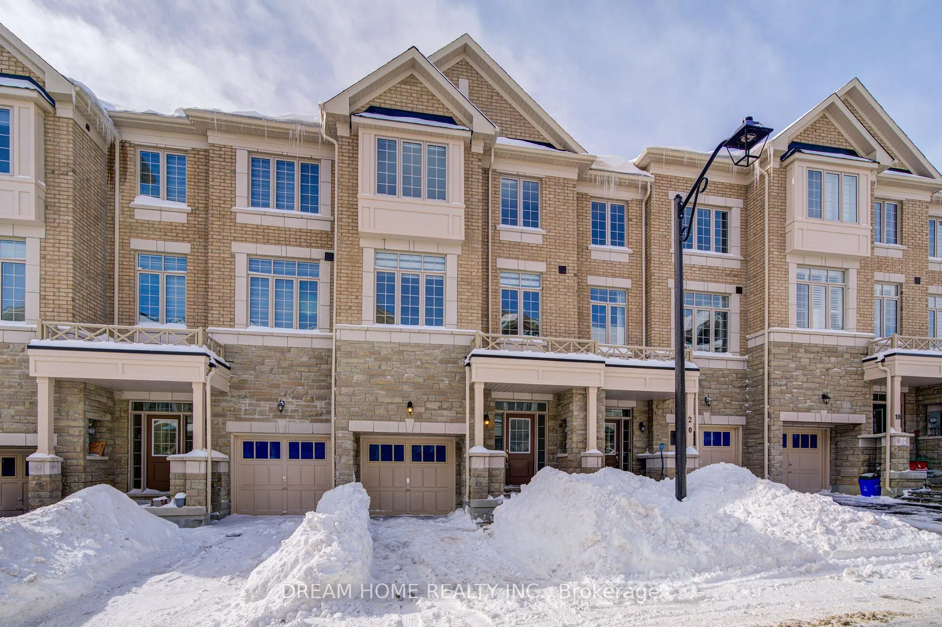 Photo 1 of 22 Thomas Hope Lane, Markham, Cedarwood — HOMEH