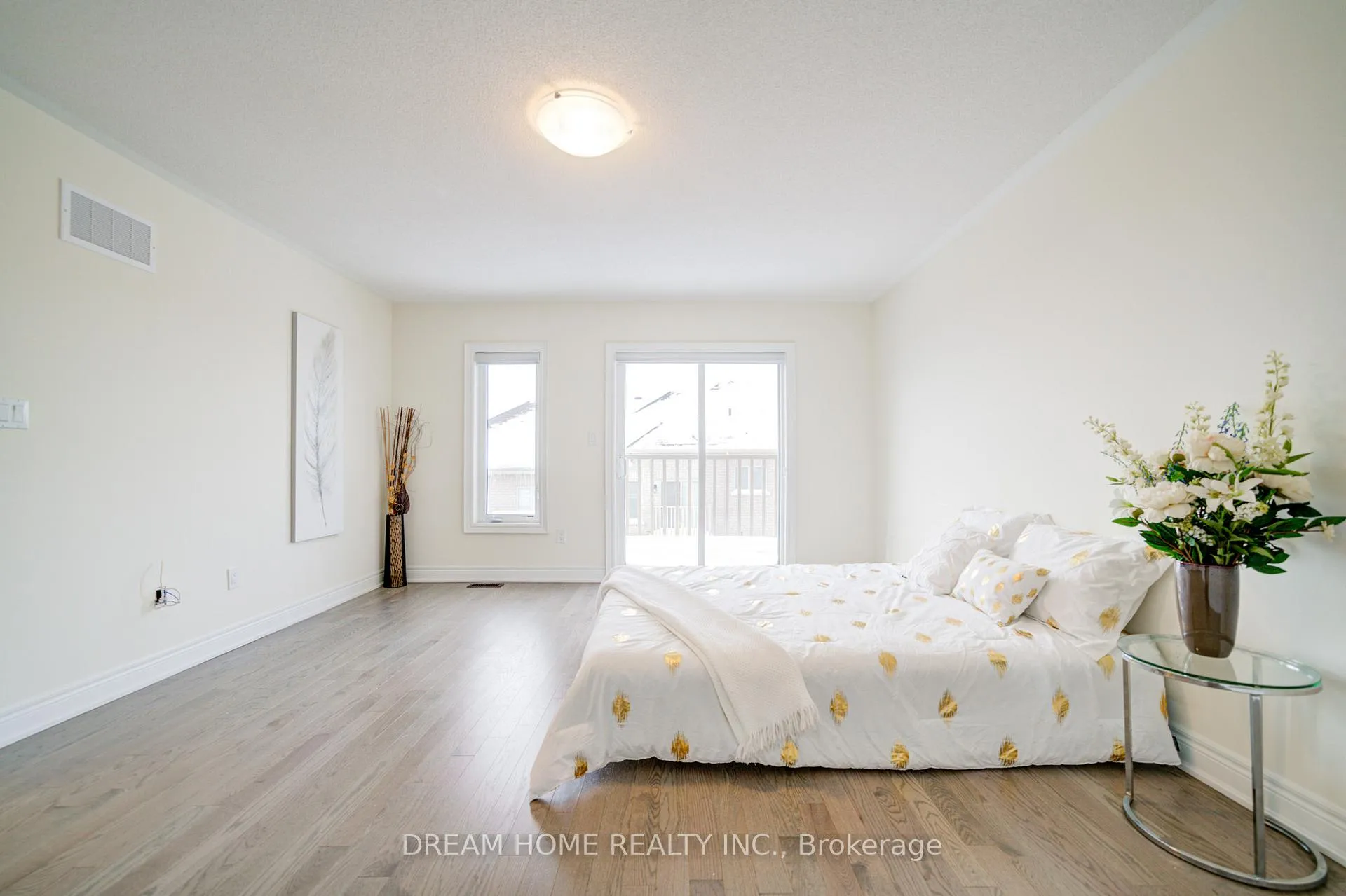 Photo 7 of 22 Thomas Hope Lane, Markham, Cedarwood — HOMEH