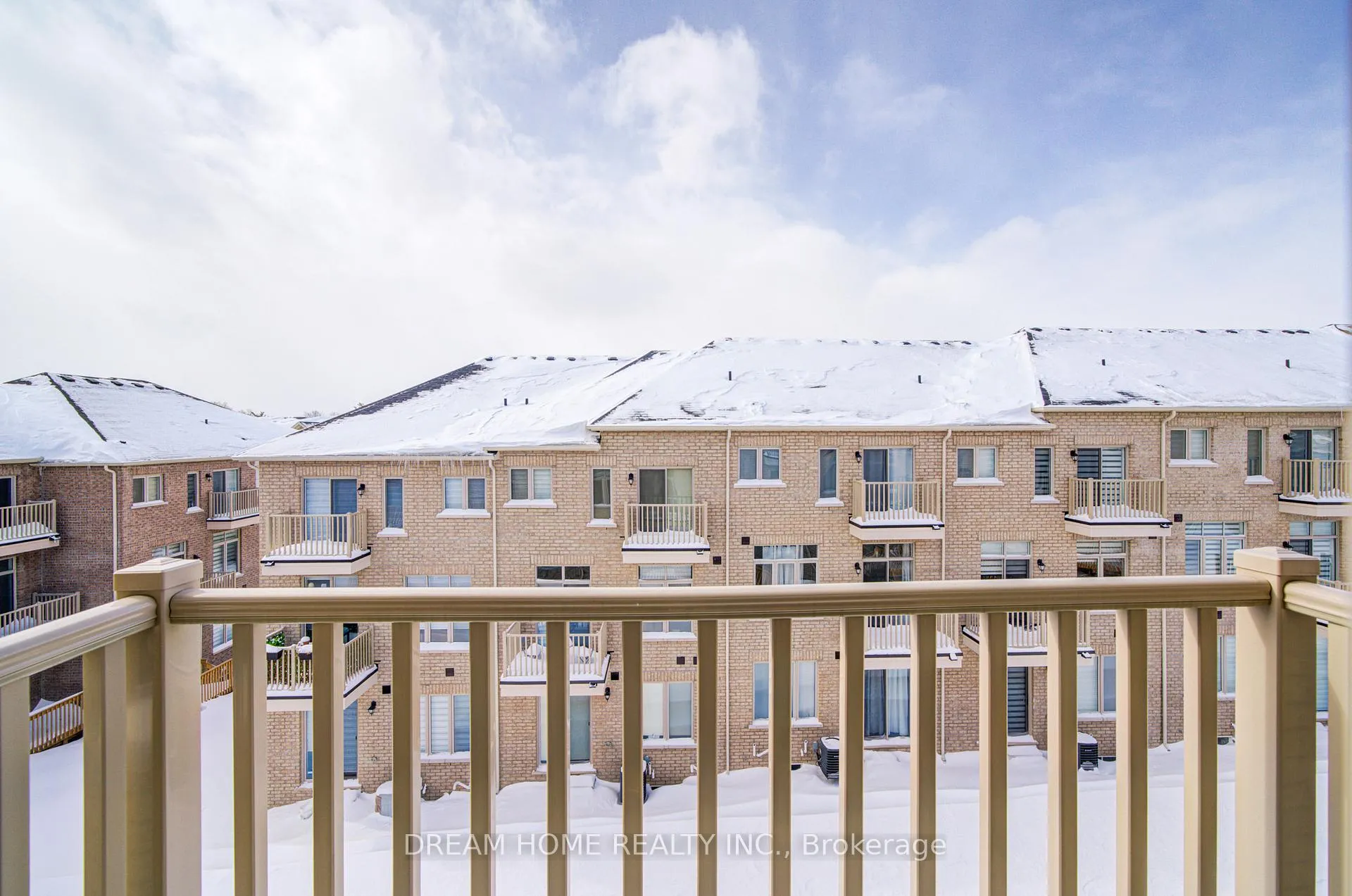Photo 9 of 22 Thomas Hope Lane, Markham, Cedarwood — HOMEH