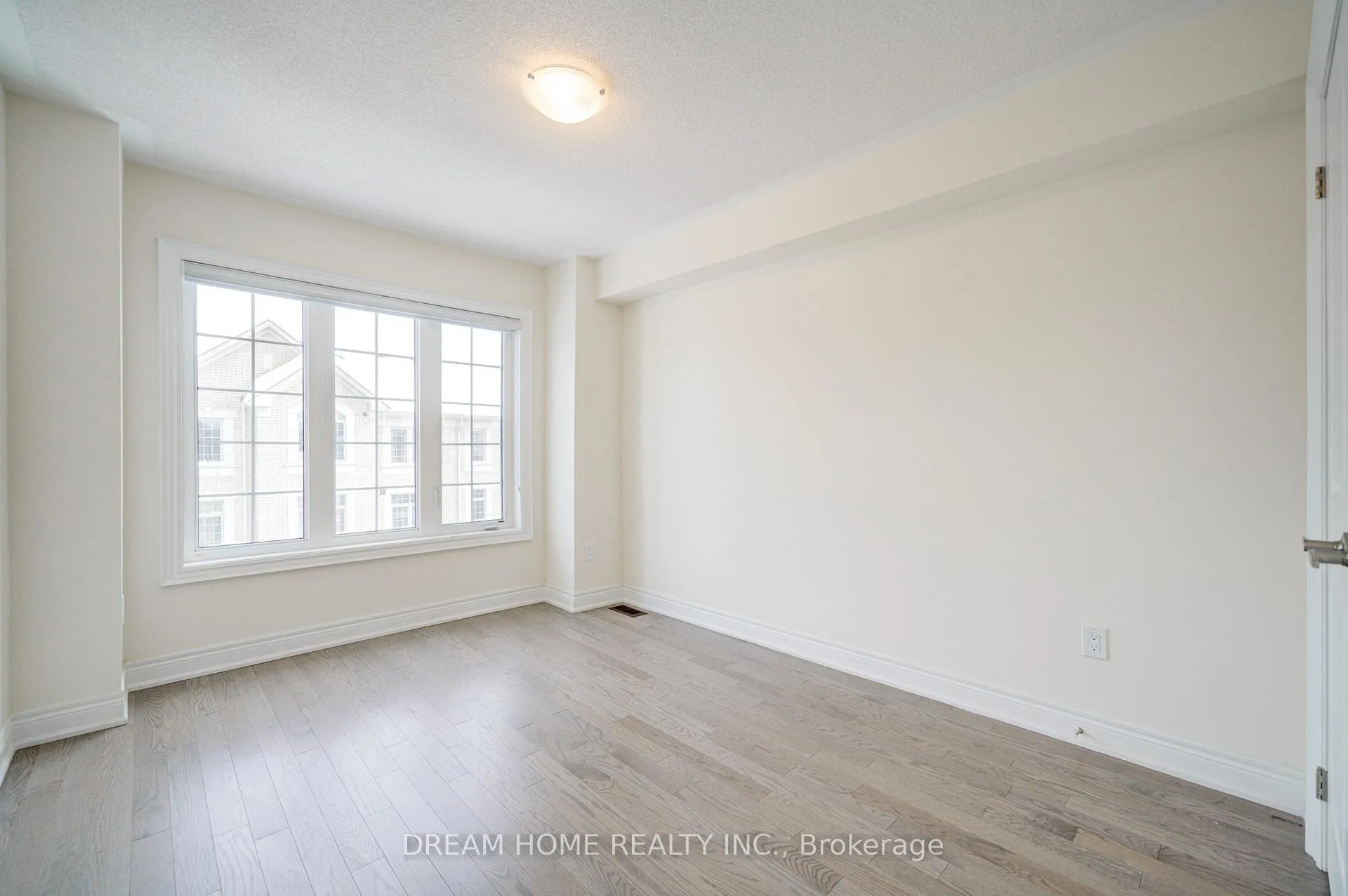Photo 13 of 22 Thomas Hope Lane, Markham, Cedarwood — HOMEH