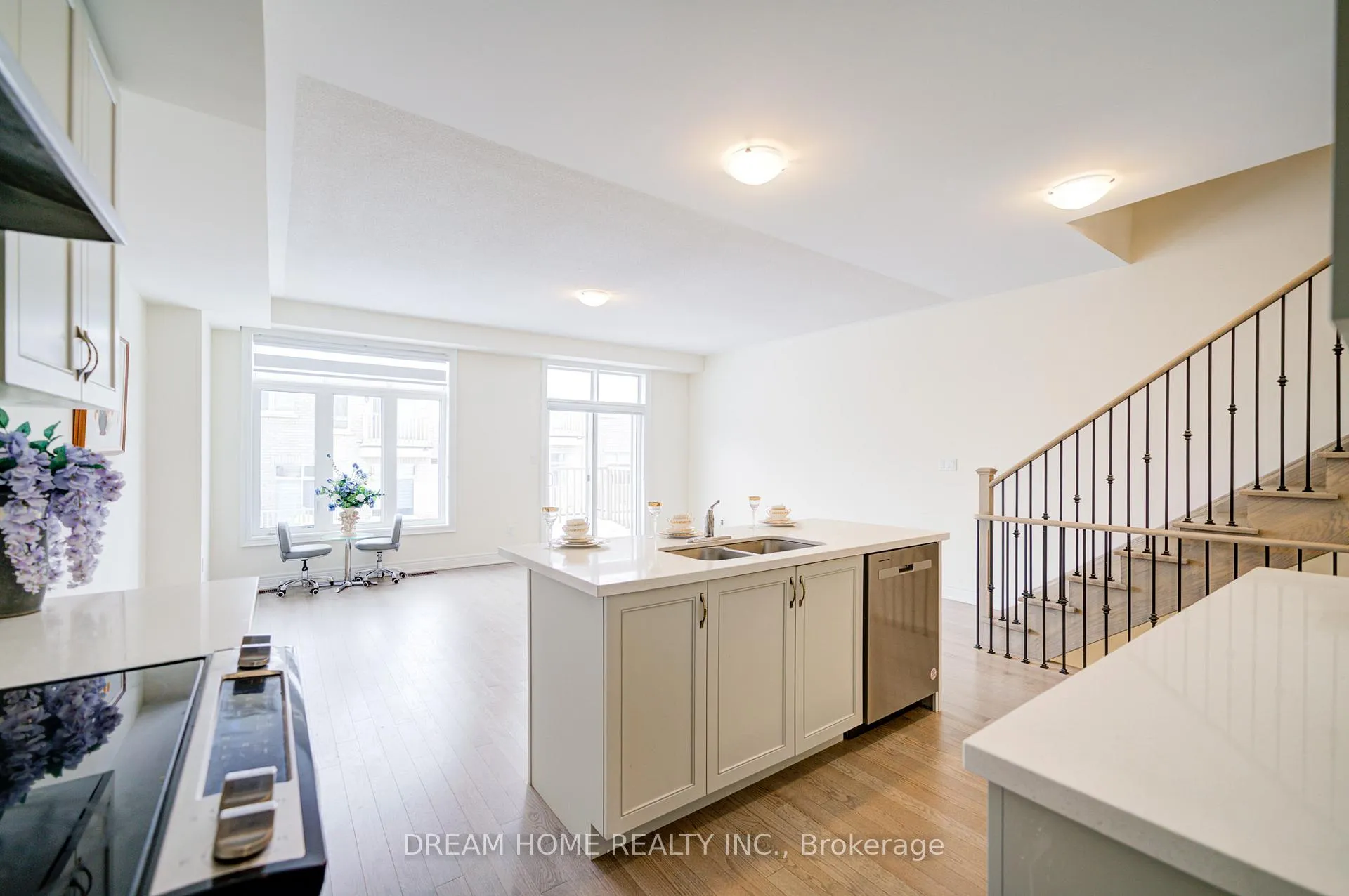 Photo 21 of 22 Thomas Hope Lane, Markham, Cedarwood — HOMEH