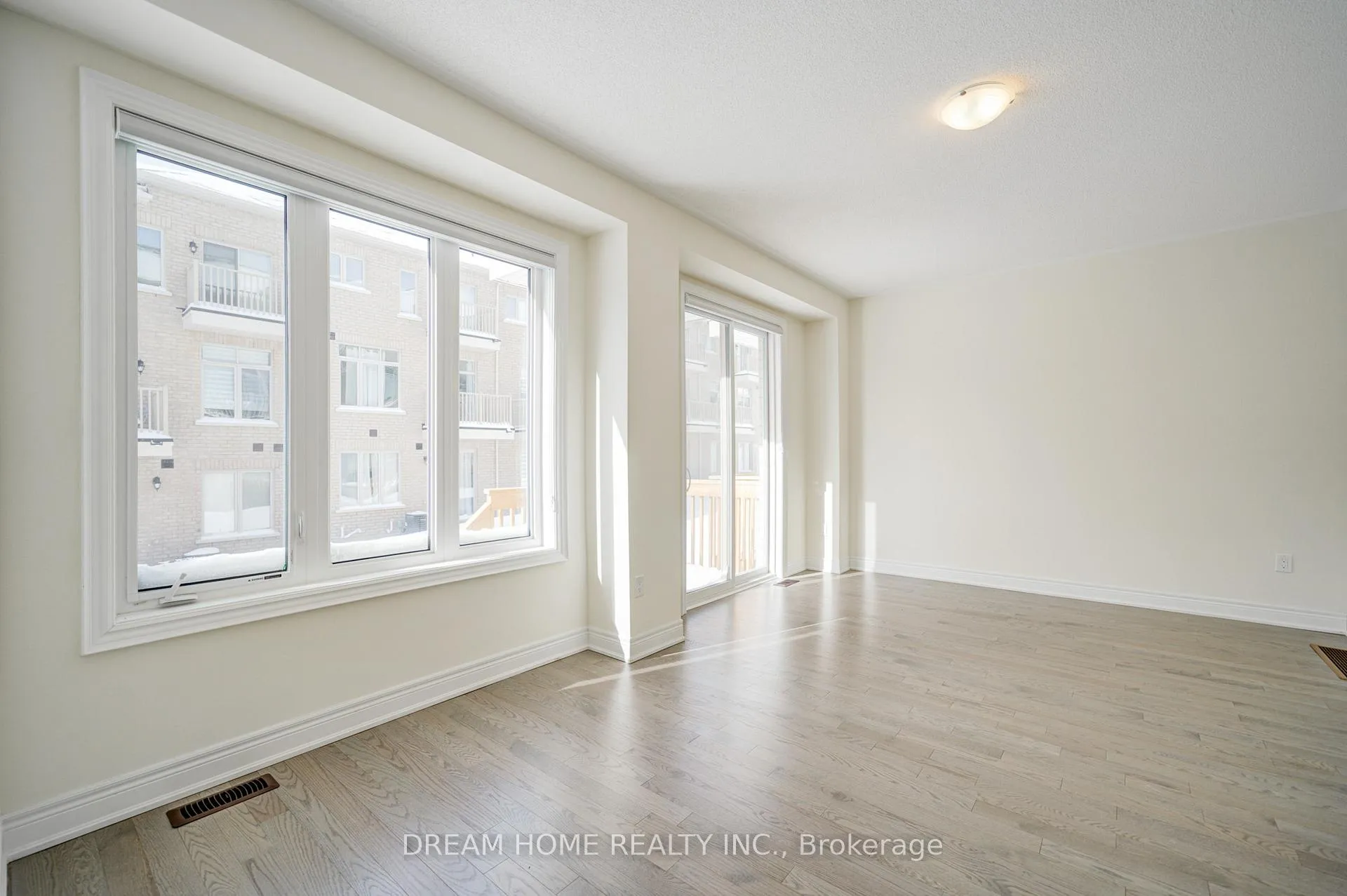 Photo 34 of 22 Thomas Hope Lane, Markham, Cedarwood — HOMEH
