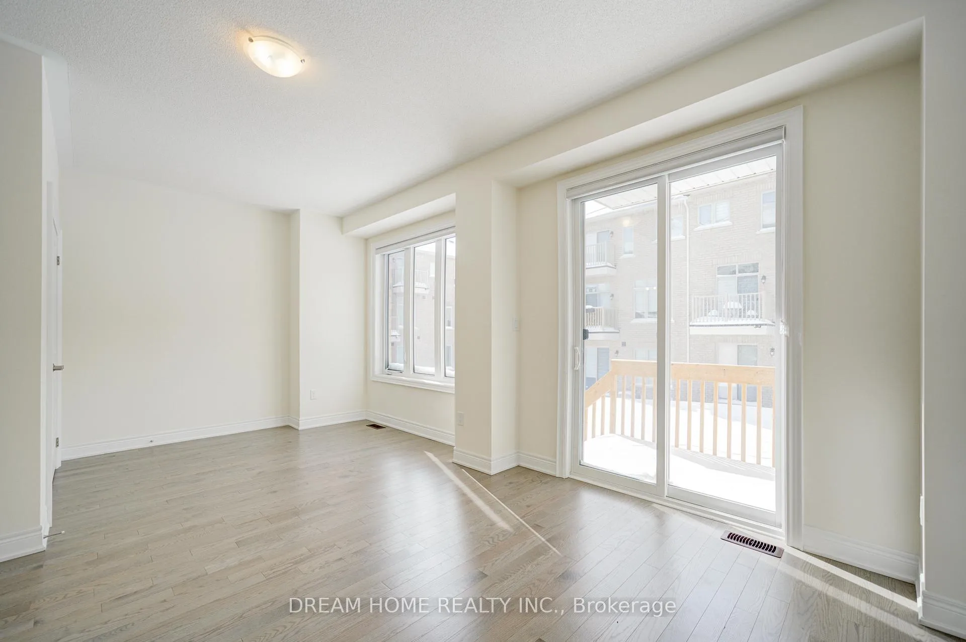 Photo 35 of 22 Thomas Hope Lane, Markham, Cedarwood — HOMEH