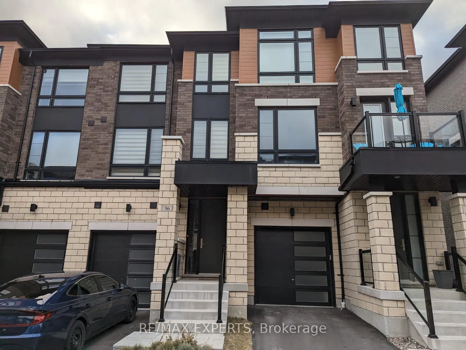 Photo 1 of 36 Lake Trail Way, Whitby, Brooklin — HOMEH
