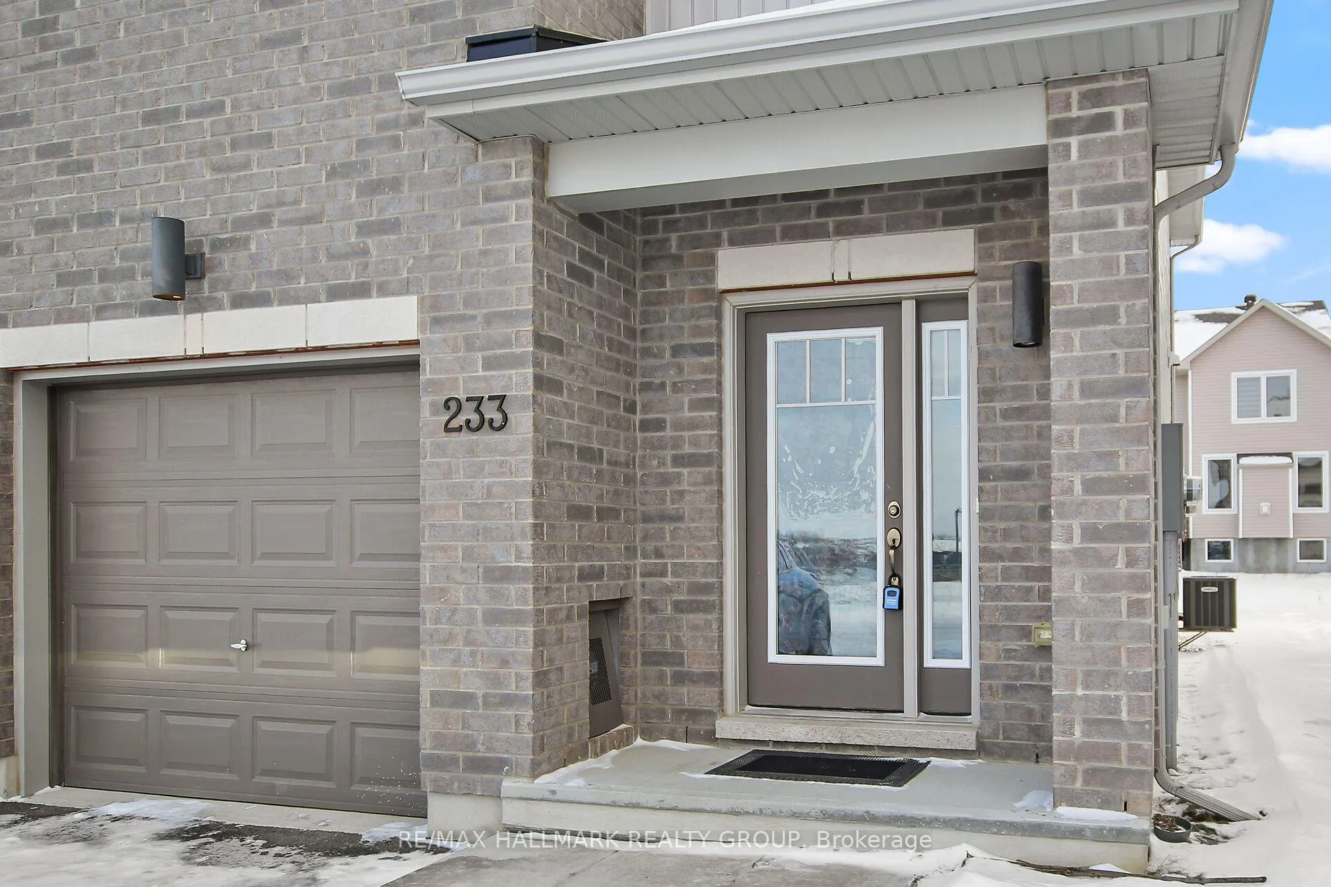 Photo 3 of 233 Pingwi Place, Ottawa, Blossom Park/Kemp Park/Findlay Creek — HOMEH