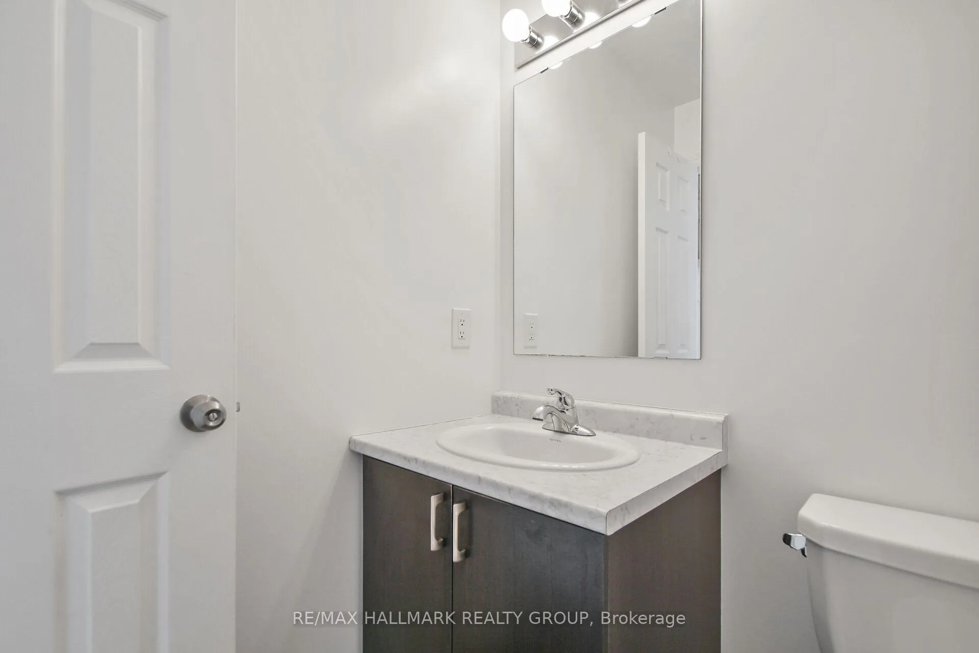 Photo 20 of 233 Pingwi Place, Ottawa, Blossom Park/Kemp Park/Findlay Creek — HOMEH