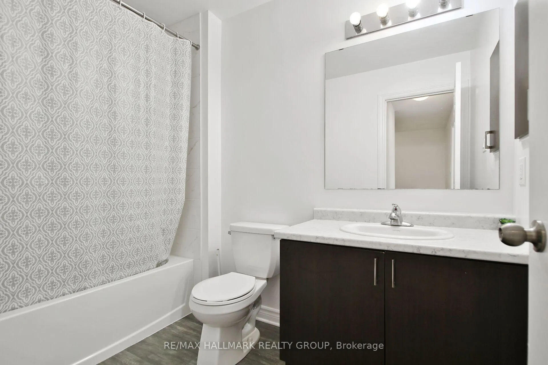 Photo 35 of 233 Pingwi Place, Ottawa, Blossom Park/Kemp Park/Findlay Creek — HOMEH