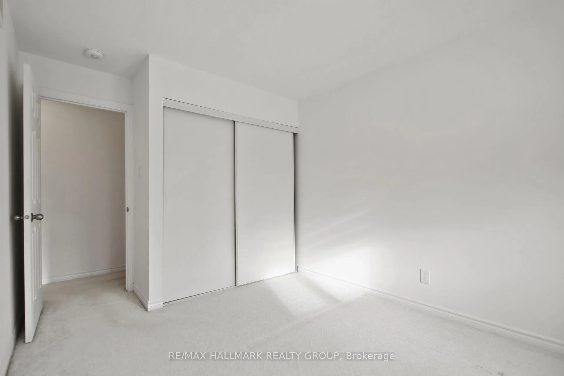Photo 38 of 233 Pingwi Place, Ottawa, Blossom Park/Kemp Park/Findlay Creek — HOMEH