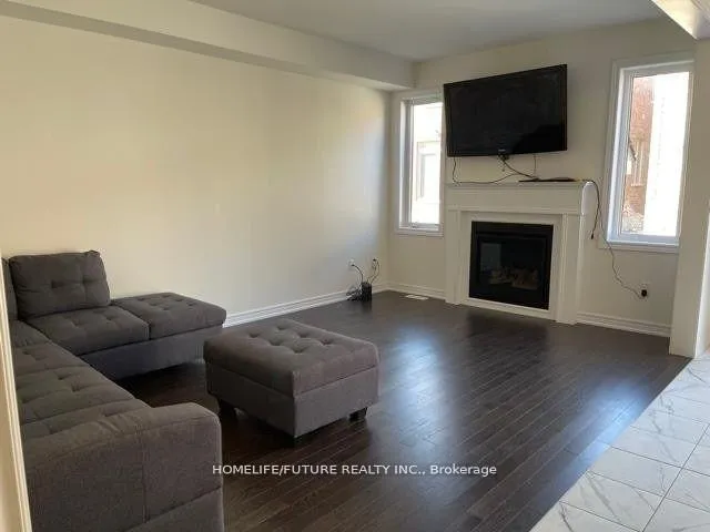 Photo 7 of 1166 Sepia Square, Pickering, Rural Pickering — HOMEH