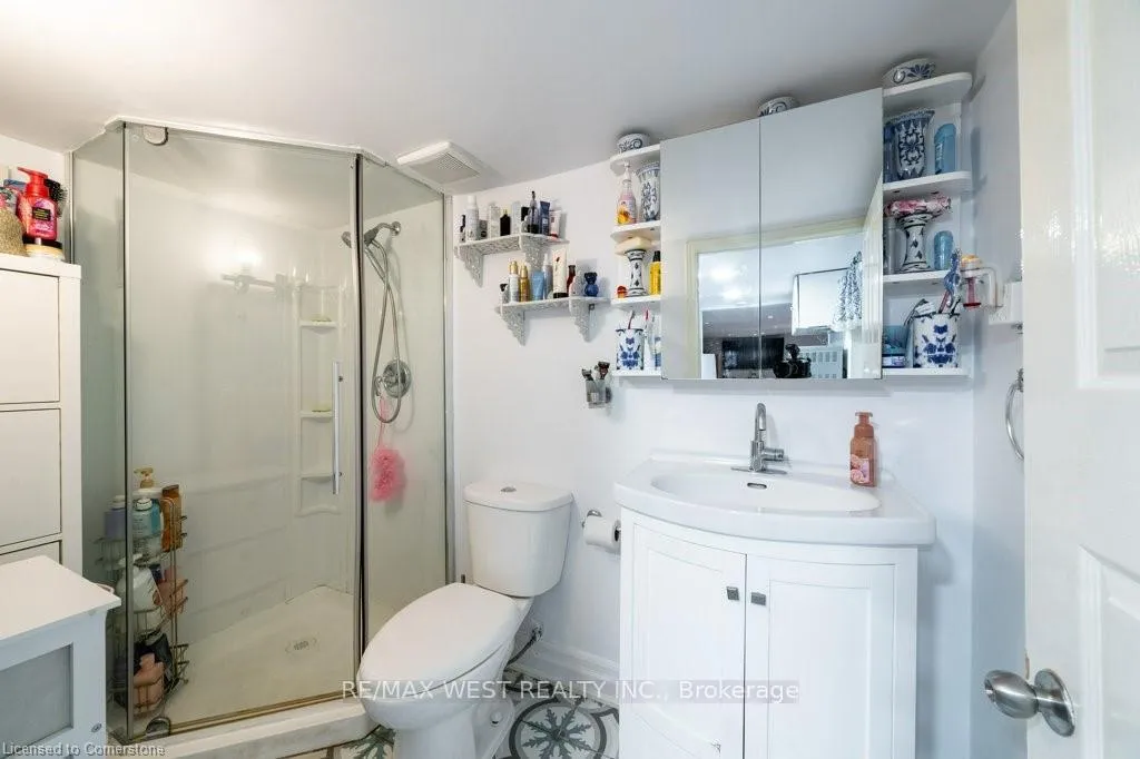 Photo 22 of 13 Rolyat Street, Toronto, Trinity-Bellwoods — HOMEH