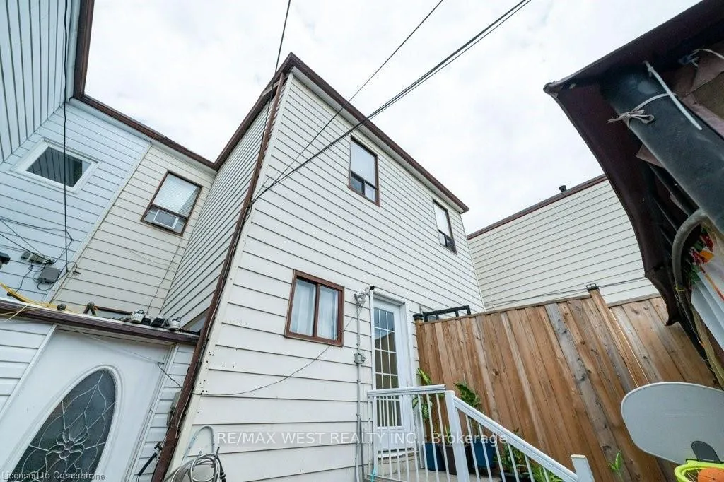 Photo 26 of 13 Rolyat Street, Toronto, Trinity-Bellwoods — HOMEH