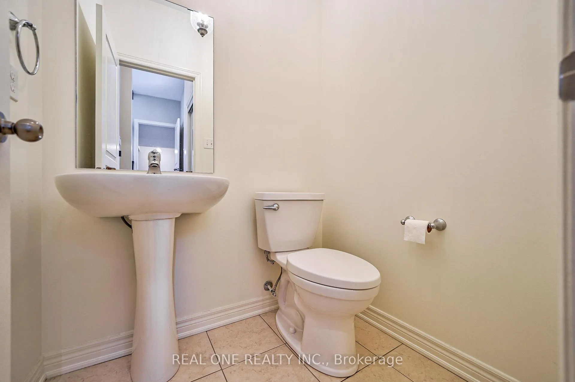 Photo 18 of 43 Hua Du Avenue, Markham, Berczy — HOMEH