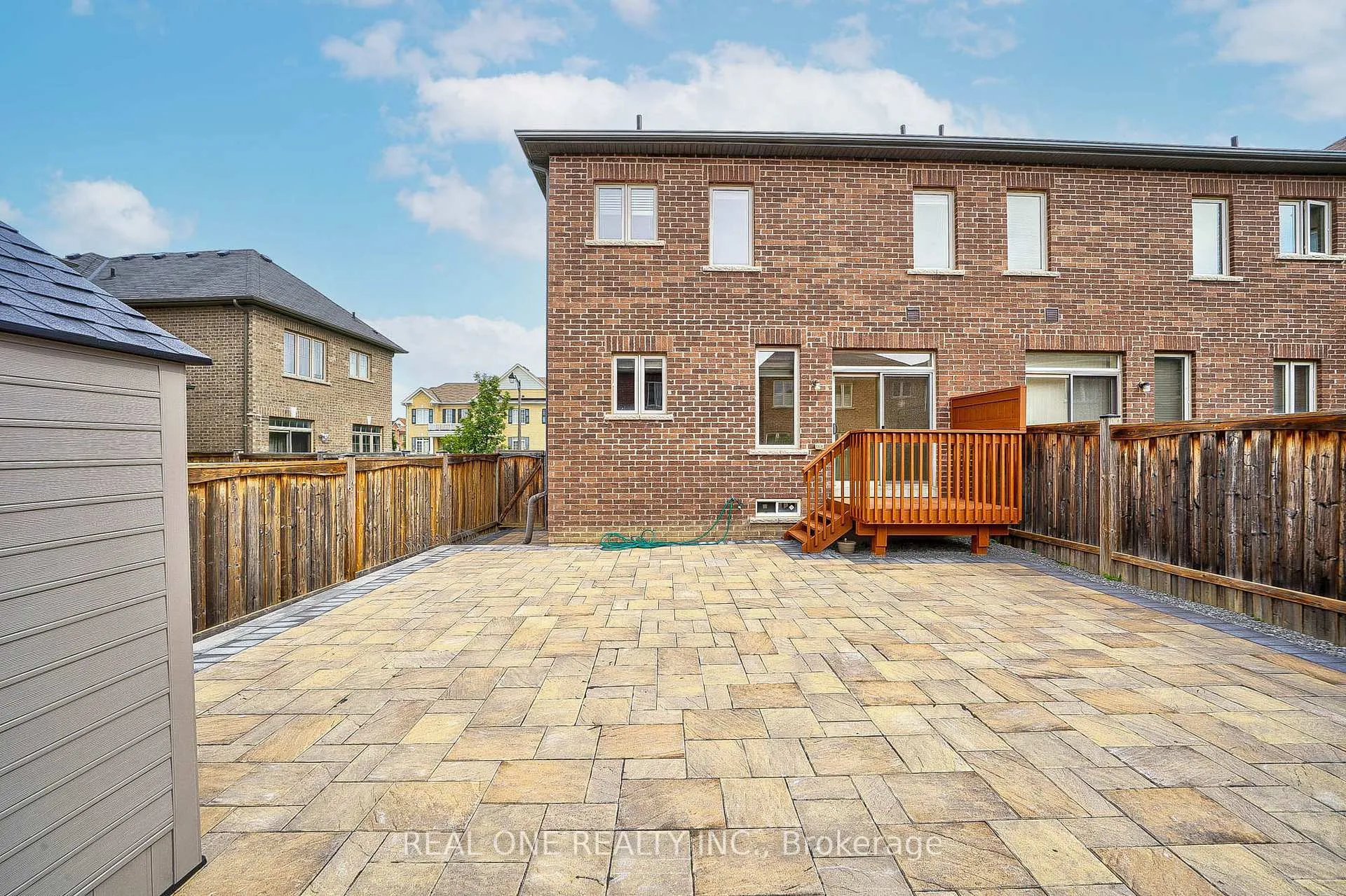 Photo 24 of 43 Hua Du Avenue, Markham, Berczy — HOMEH