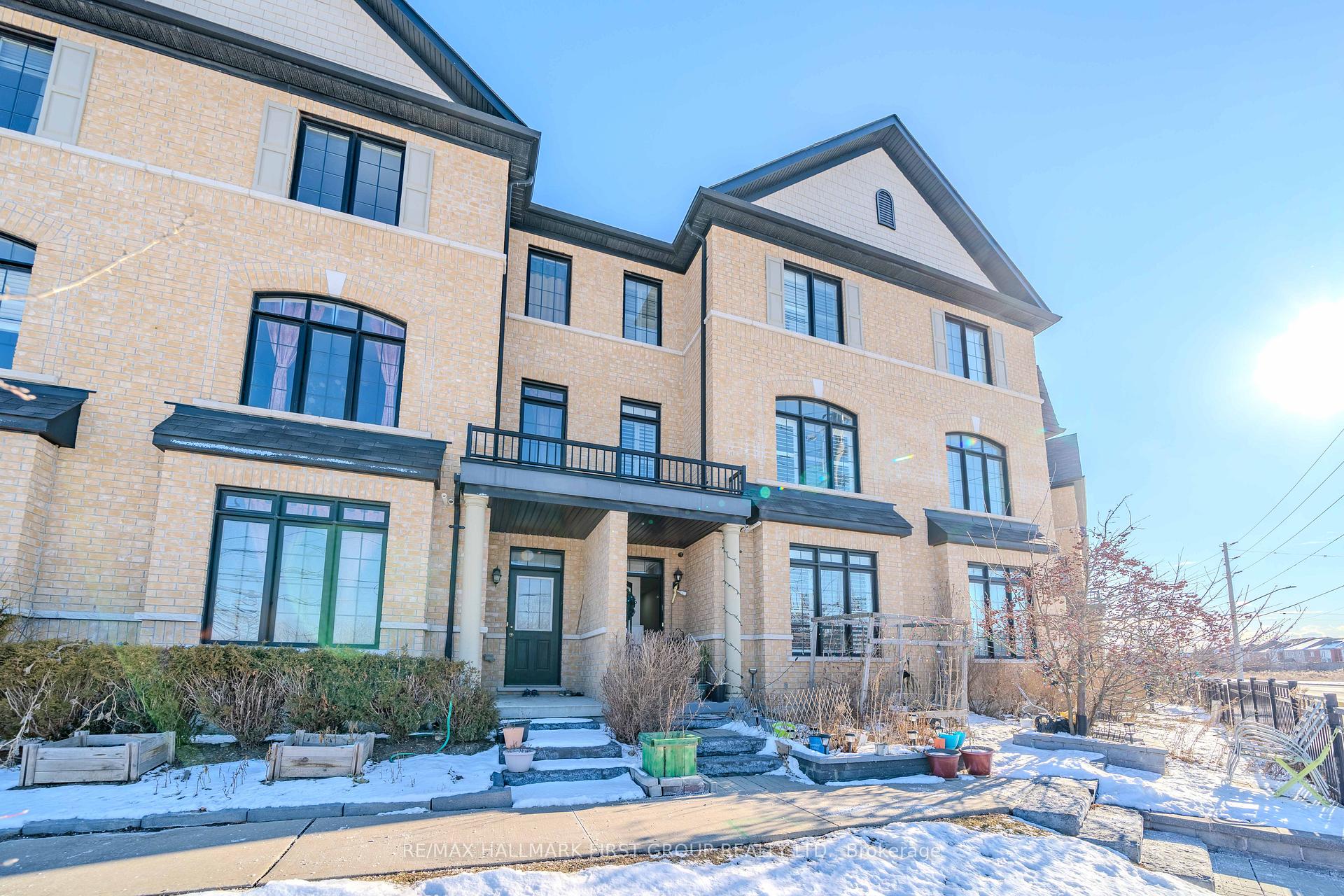 Photo 36 of 28 Quarrie Lane, Ajax, Northwest Ajax — HOMEH