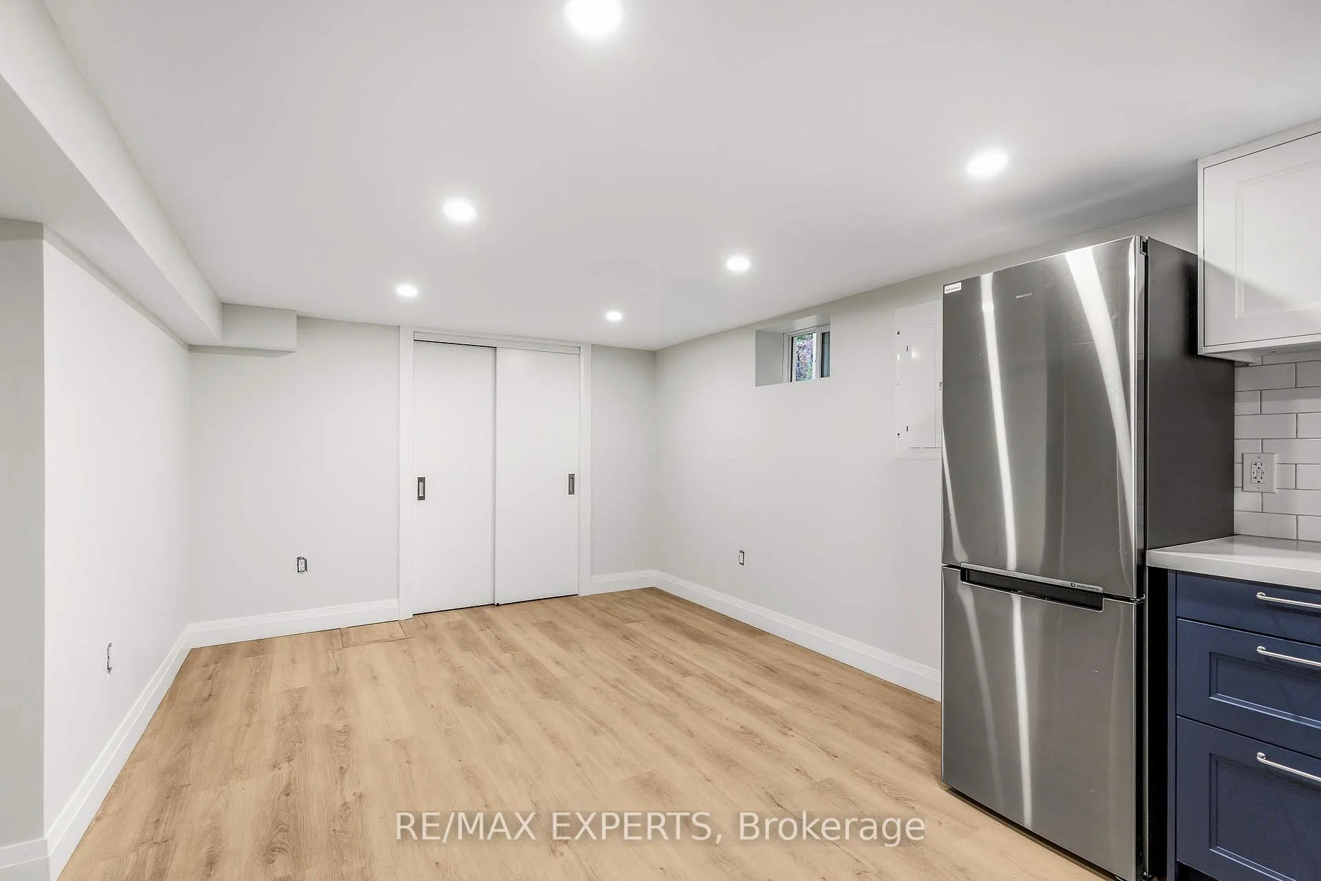 Photo 4 of Unit Lower, 116 Manor Road E, Toronto, Mount Pleasant West — HOMEH