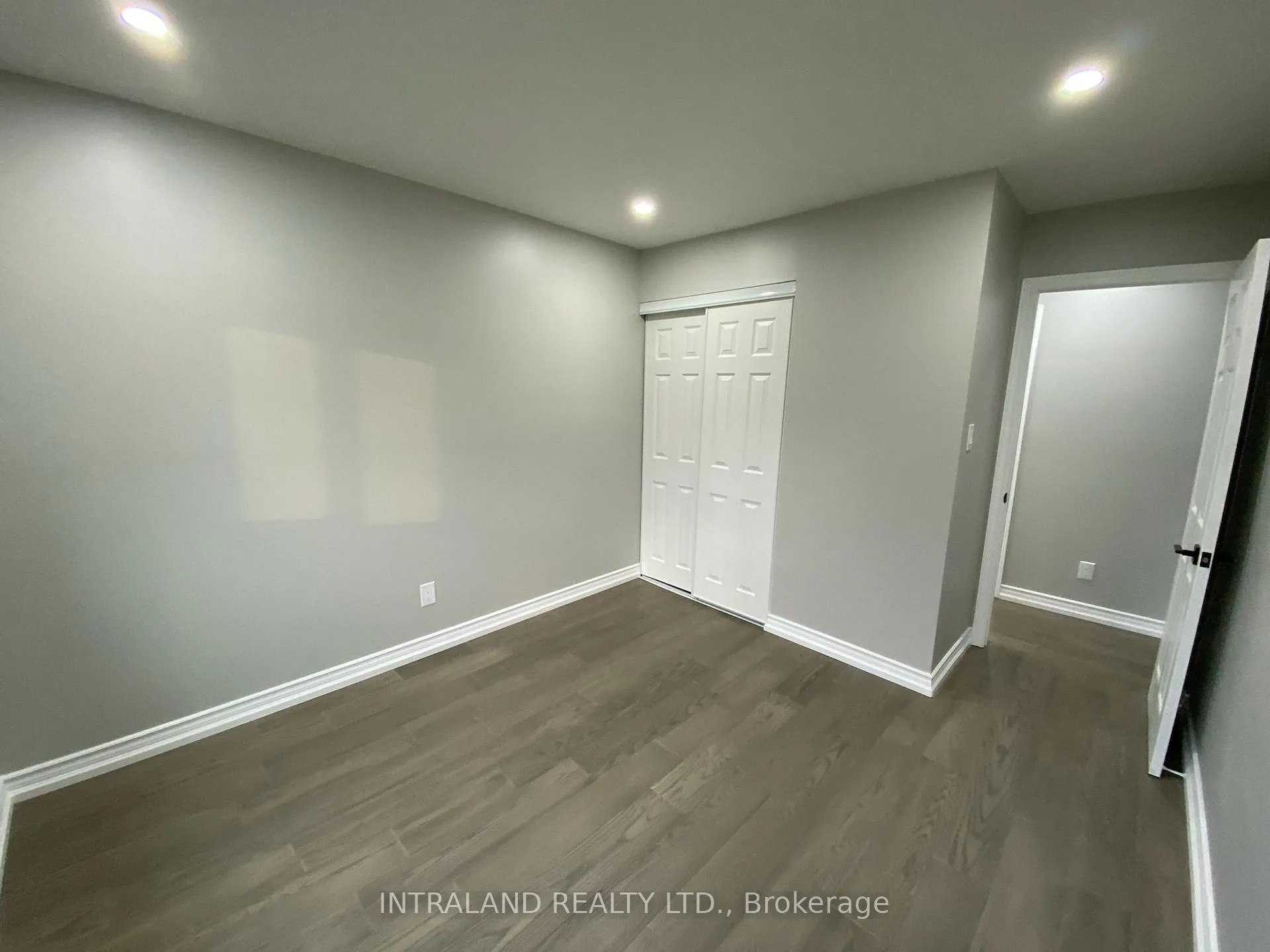 Photo 11 of 1179 Sutton Court, Oshawa, Donevan — HOMEH