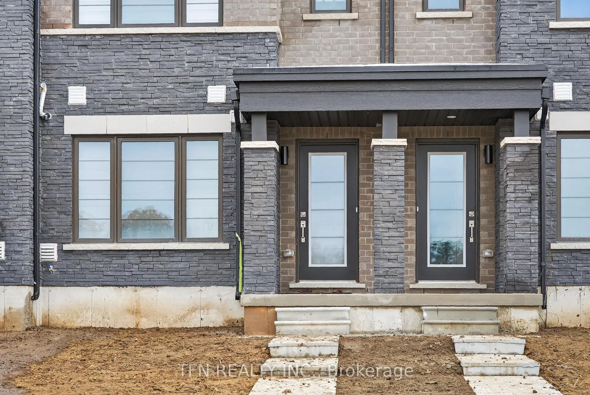 Photo 1 of 50 Lilac Lane N, Thorold, Hurricane/Merrittville — HOMEH