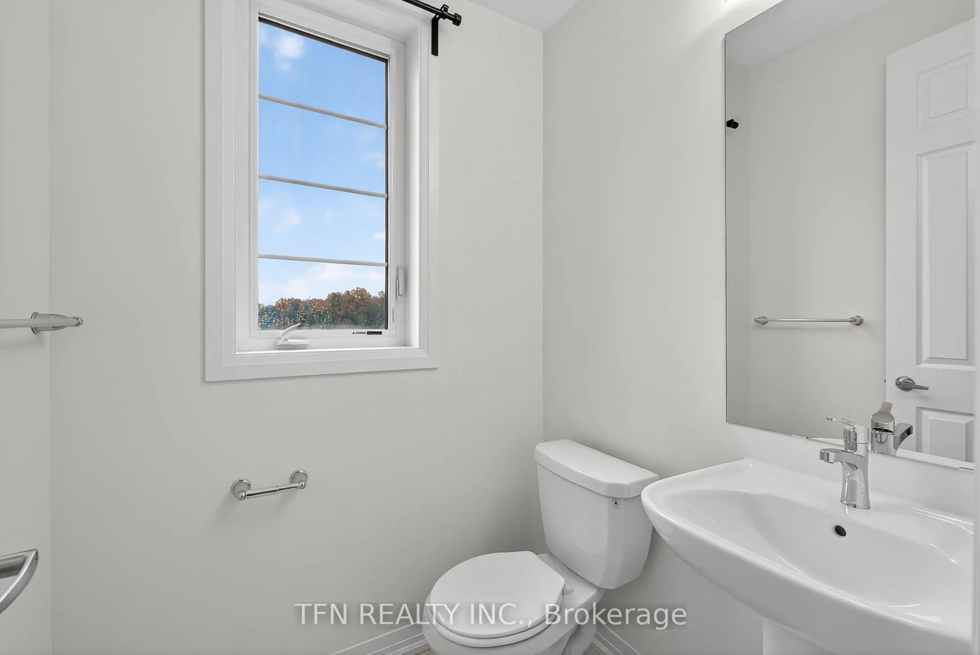Photo 17 of 50 Lilac Lane N, Thorold, Hurricane/Merrittville — HOMEH