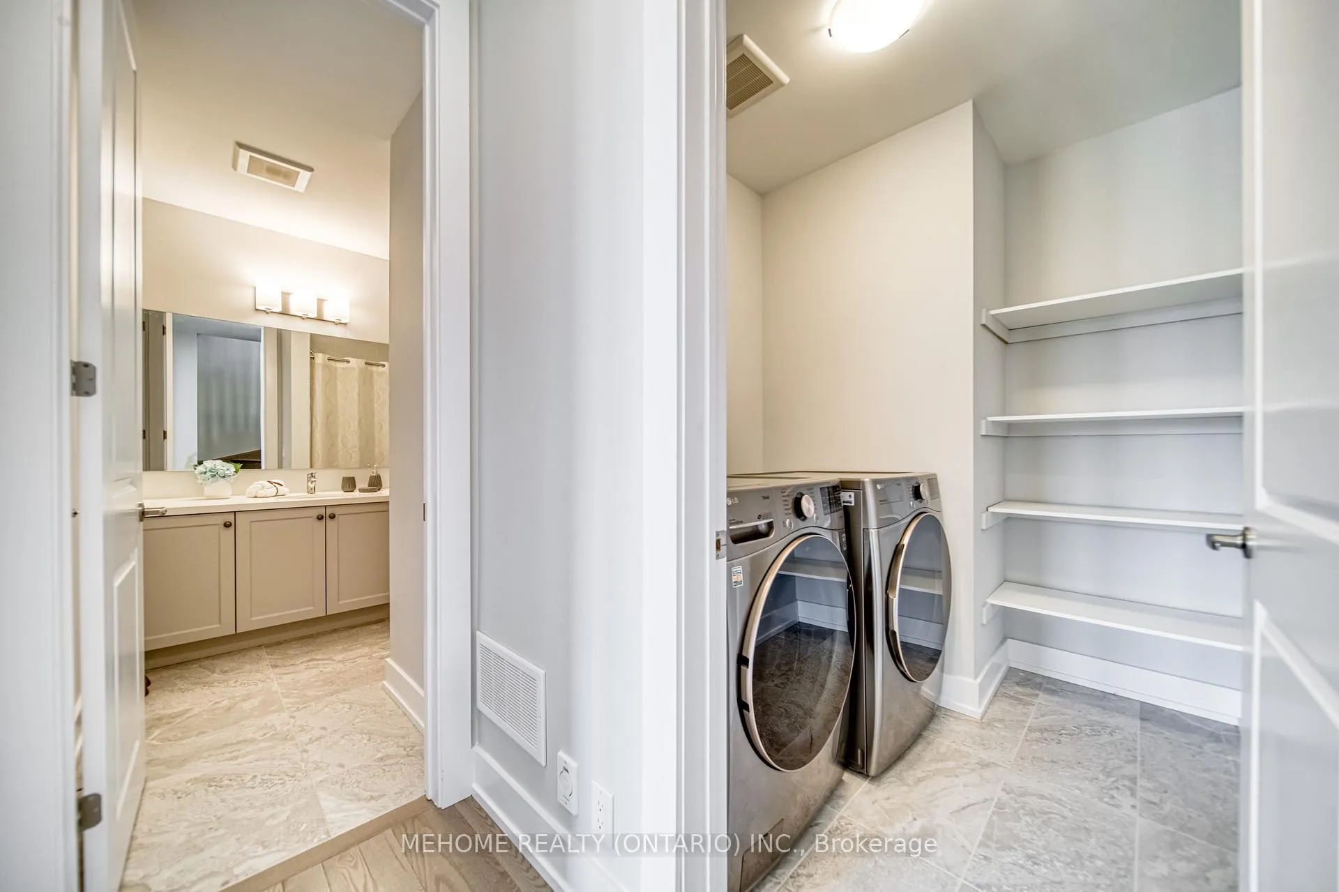 Photo 26 of 4 Pevensey Lane N, Markham, Angus Glen — HOMEH