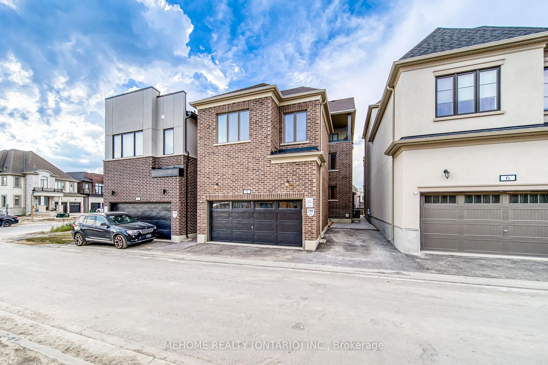 Photo 37 of 4 Pevensey Lane N, Markham, Angus Glen — HOMEH