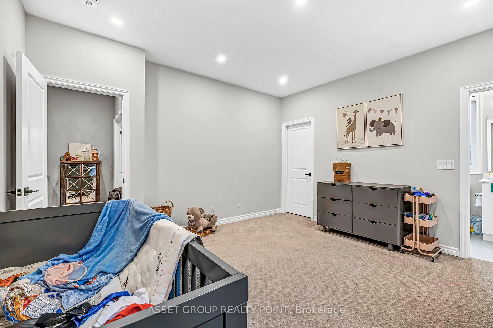 Photo 6 of 84 Bremner Street, Whitby, Rolling Acres — HOMEH