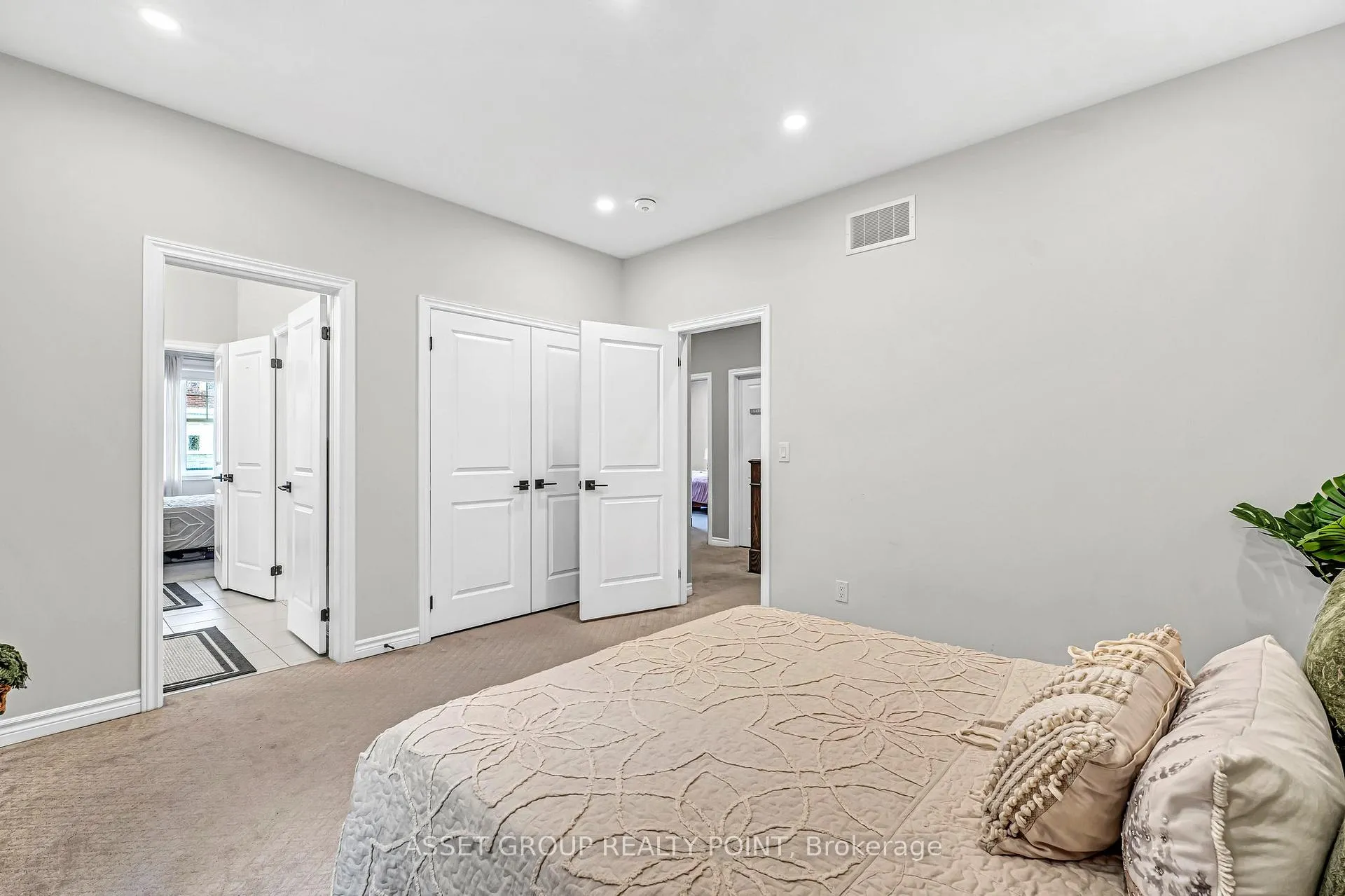 Photo 7 of 84 Bremner Street, Whitby, Rolling Acres — HOMEH