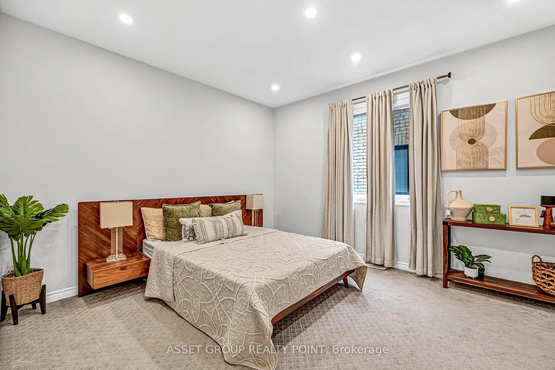 Photo 10 of 84 Bremner Street, Whitby, Rolling Acres — HOMEH