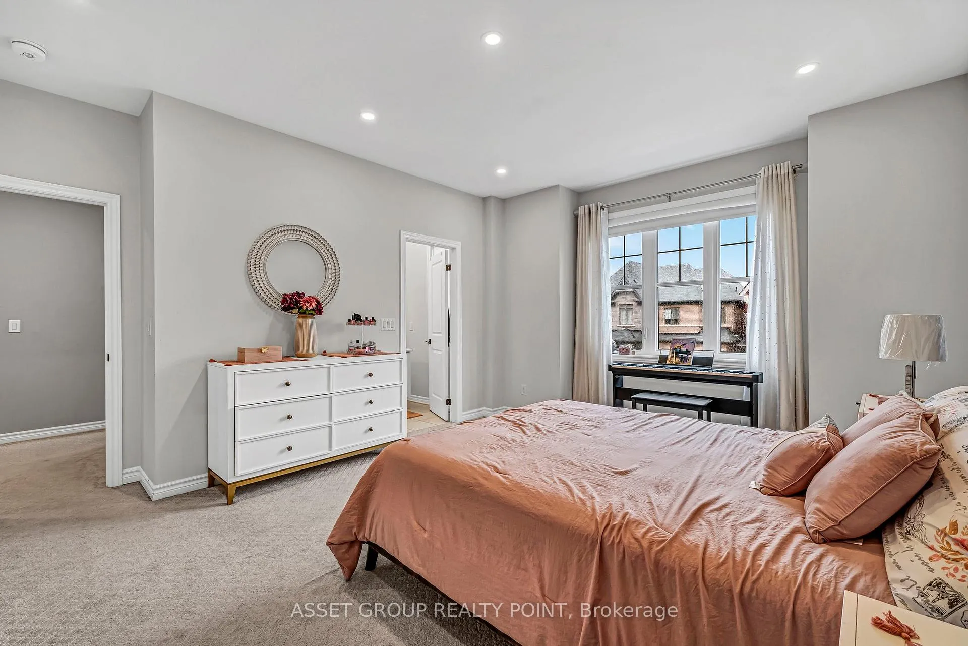 Photo 11 of 84 Bremner Street, Whitby, Rolling Acres — HOMEH