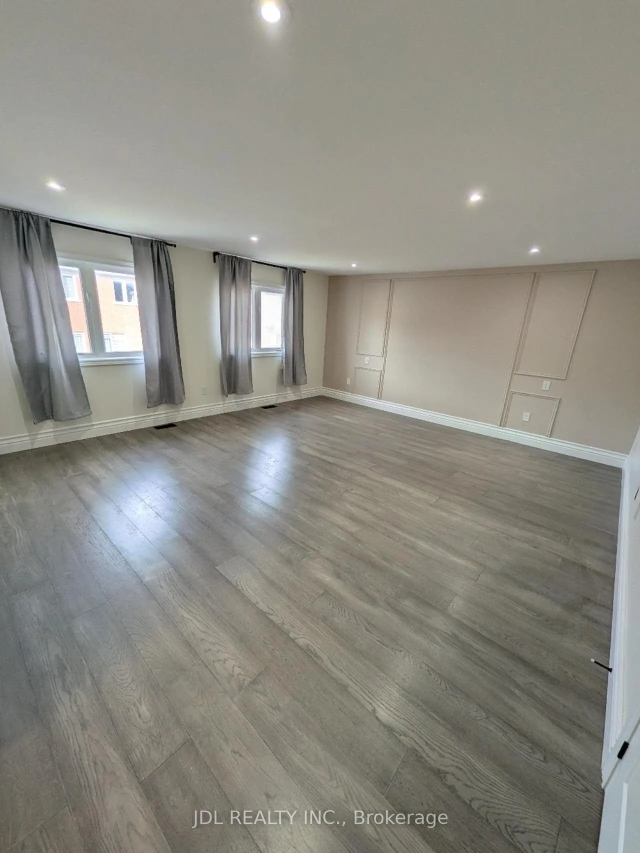 Photo 6 of 390 Elson Street, Markham, Cedarwood — HOMEH