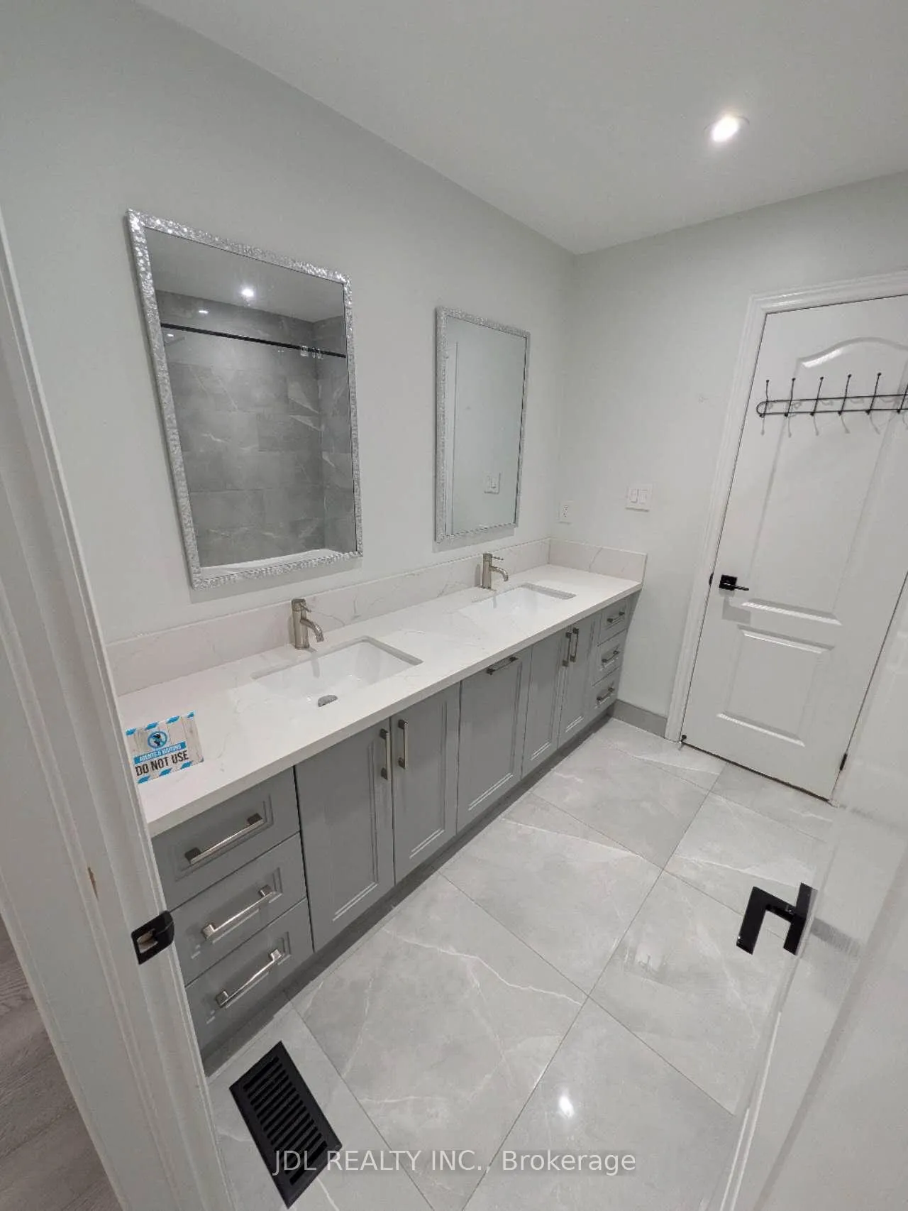 Photo 13 of 390 Elson Street, Markham, Cedarwood — HOMEH