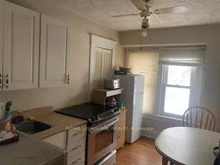 Photo 2 of Unit Upper, 6188 Orchard Avenue, Niagara Falls, Dorchester — HOMEH
